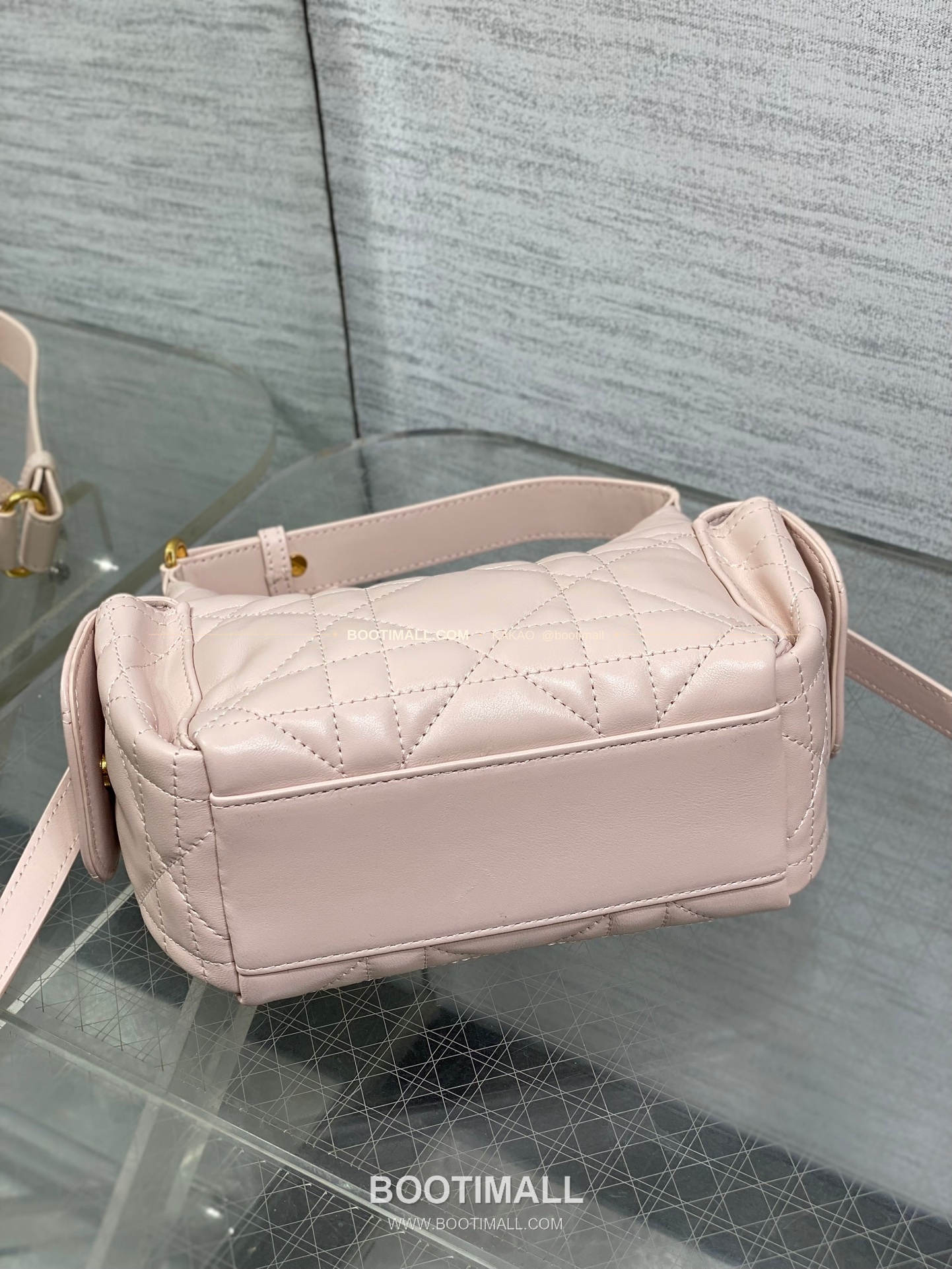 디올 디드림 카프스킨 까나쥬 미니 호보 숄더백 Dior D-Dream Calfskin Cannage Mini Hobo Shoulder Bag 5871 18cm 8