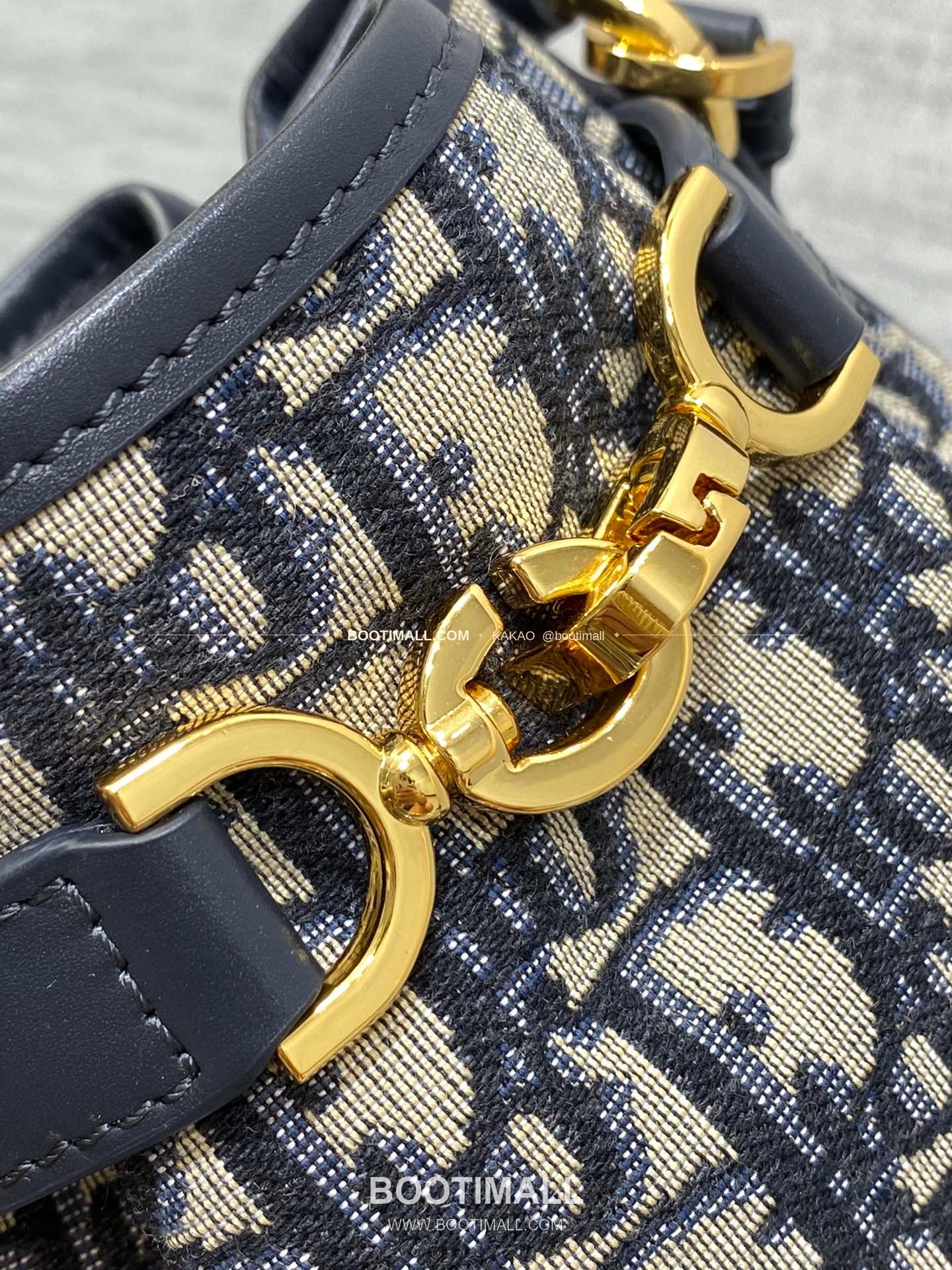 디올 세스트 오블리크 캔버스 버킷 체인 숄더백 Dior C'est Oblique Canvas Bucket Chain Shoulder Bag 9279 17cm 3