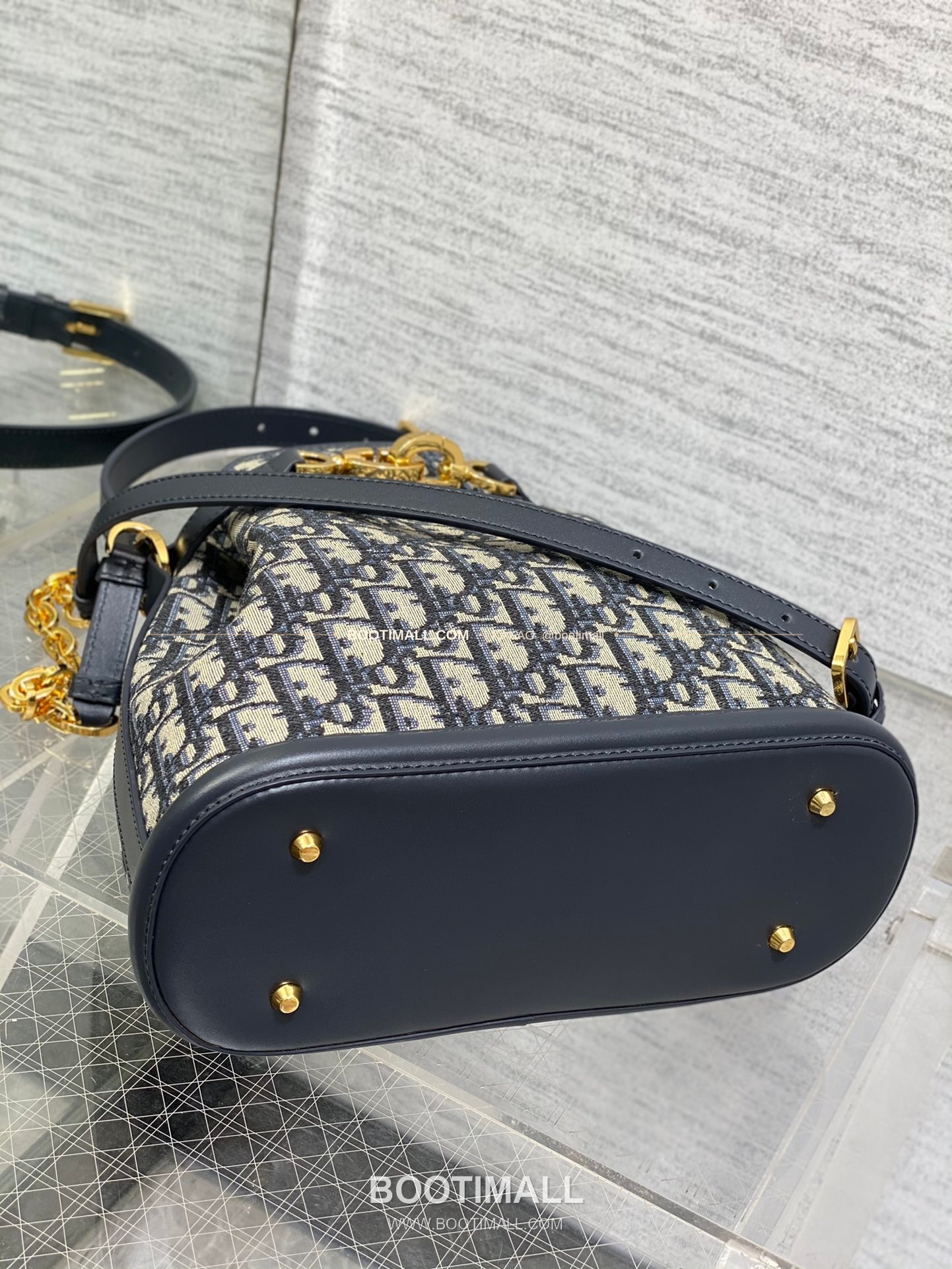 디올 세스트 오블리크 캔버스 버킷 체인 숄더백 Dior C'est Oblique Canvas Bucket Chain Shoulder Bag 9278 24cm 17