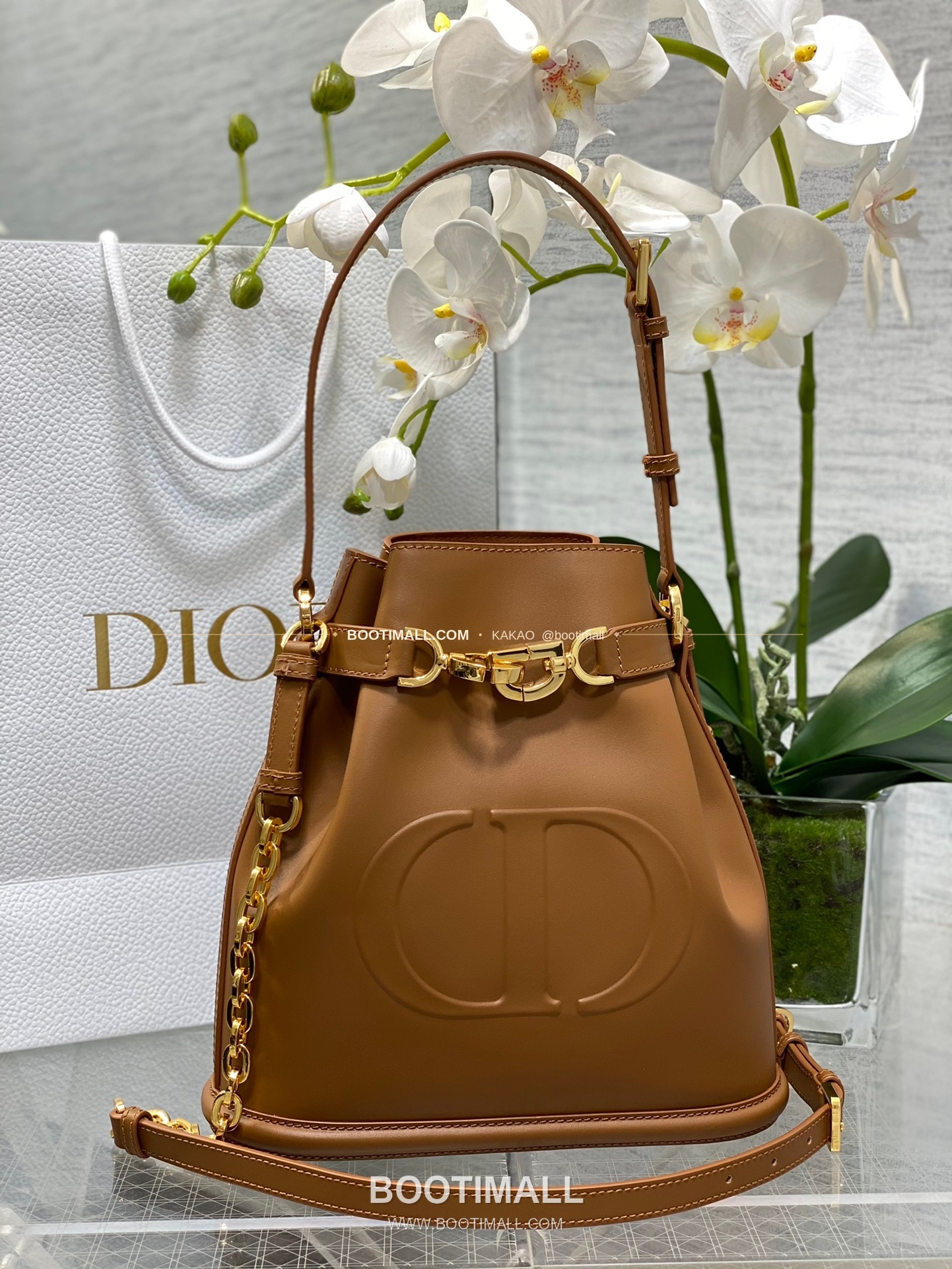디올 세스트 버킷 체인 숄더백 Dior C'est Bucket Chain Shoulder Bag 9278 24cm 1