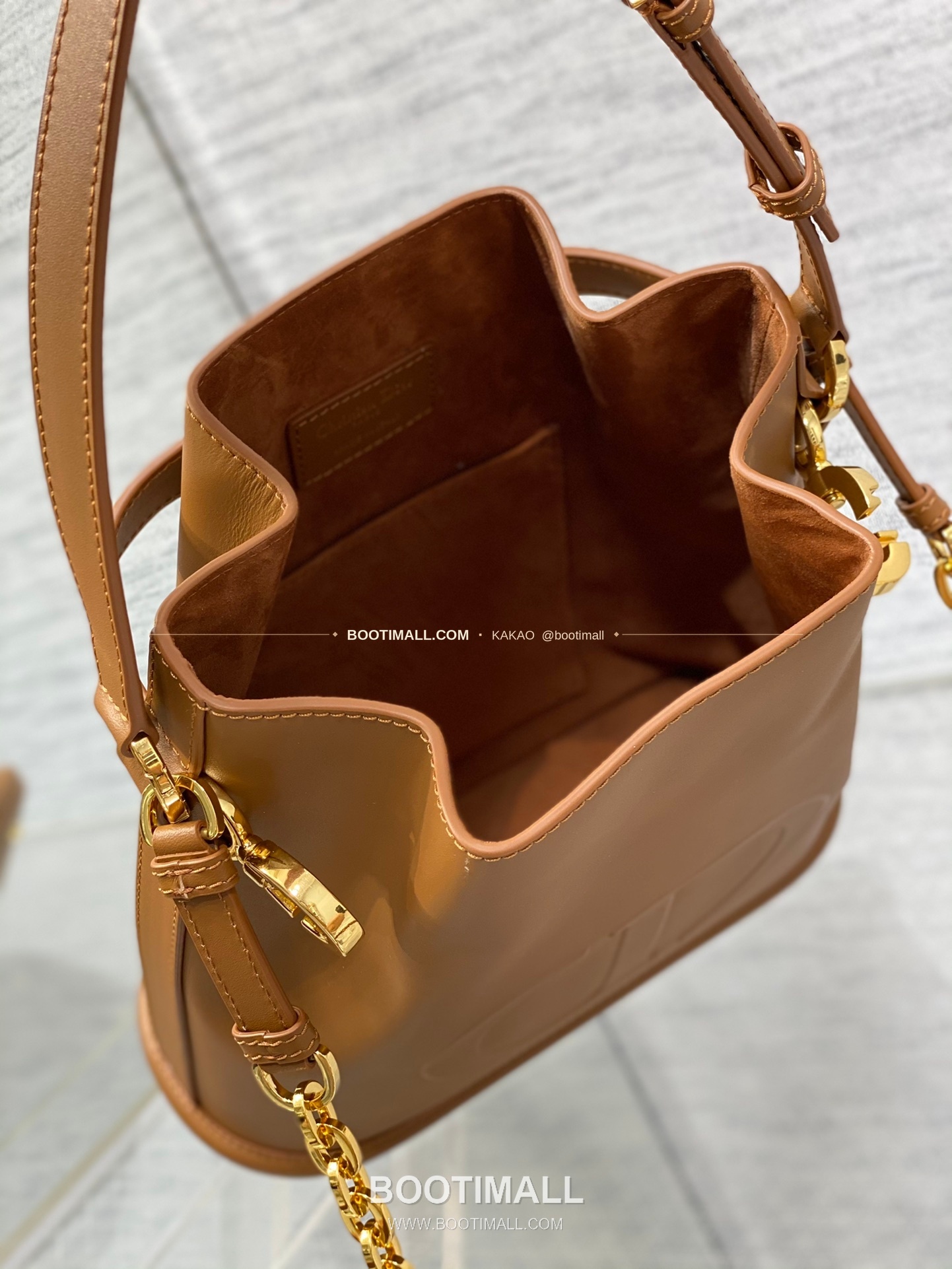 디올 세스트 버킷 체인 숄더백 Dior C'est Bucket Chain Shoulder Bag 9278 24cm 9