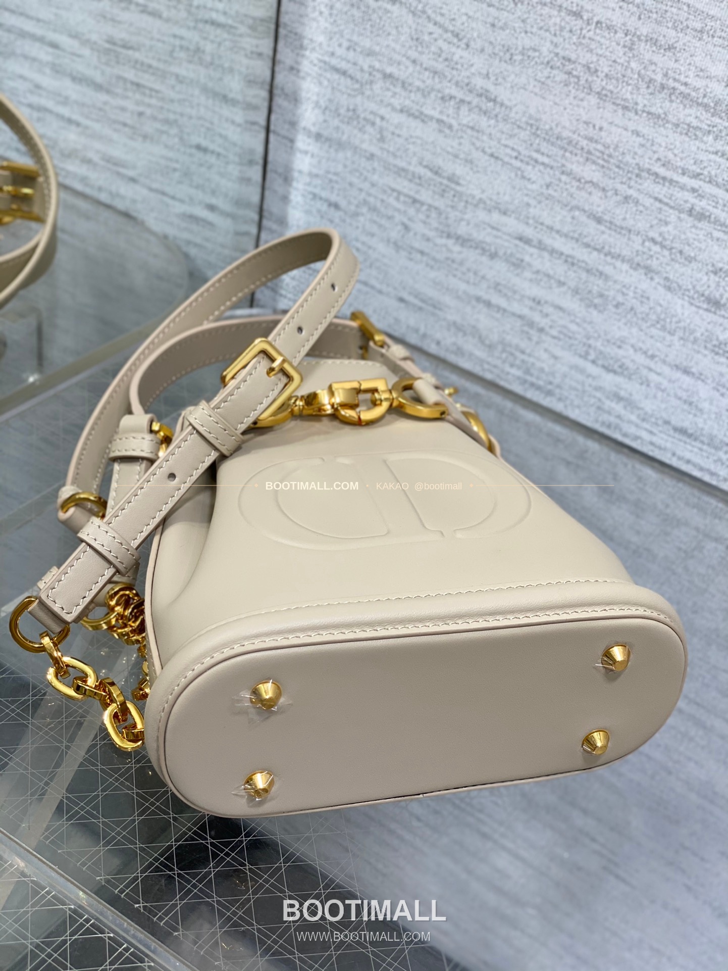 디올 세스트 버킷 체인 숄더백 Dior C'est Bucket Chain Shoulder Bag 9279 17cm 12