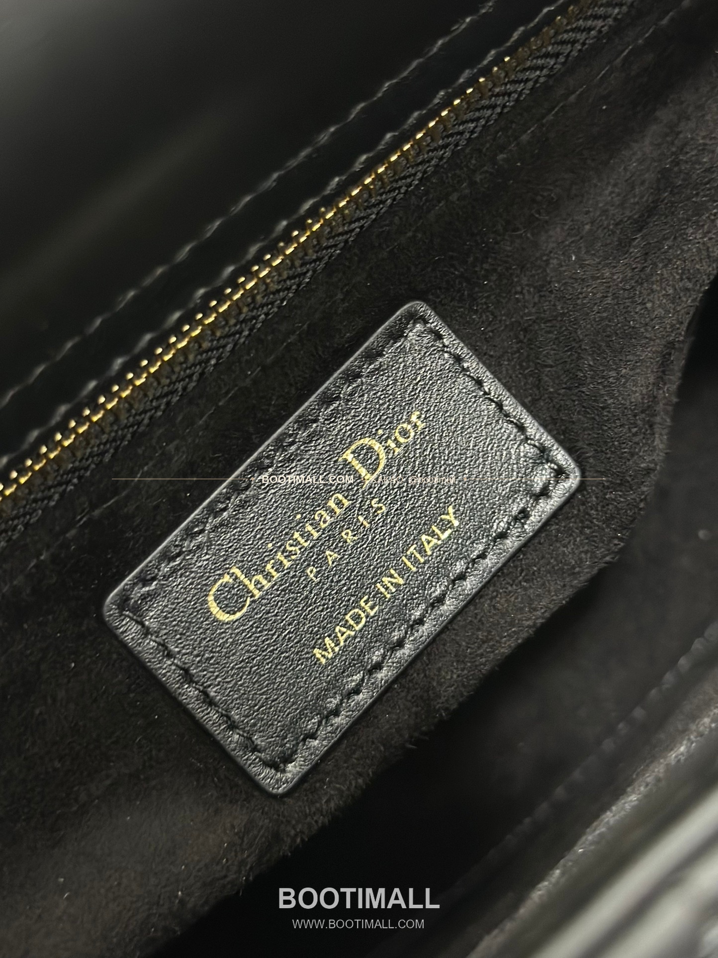 디올 레이디 디올 마이 램스킨 까나쥬 펄 D.I.O.R 참 토트 숄더백 Dior Lady Dior My Lambskin Cannage Pearl D.I.O.R Charm Tote Shoulder Bag M0538 20cm 9