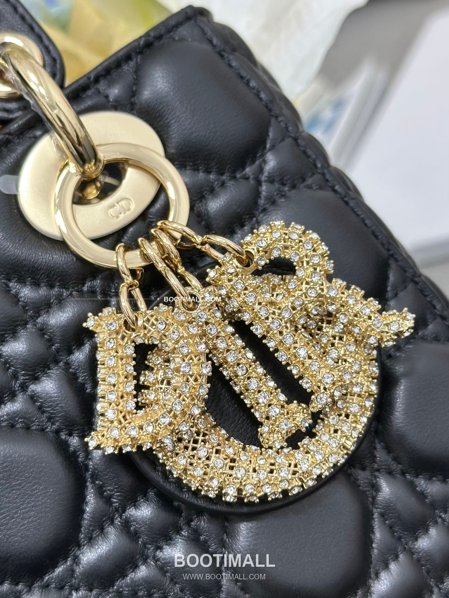 디올 레이디 디올 마이 램스킨 까나쥬 크리스탈 D.I.O.R 참 토트 숄더백 Dior Lady Dior My Lambskin Cannage Crystal D.I.O.R Charm Tote Shoulder Bag M0538 20cm 5