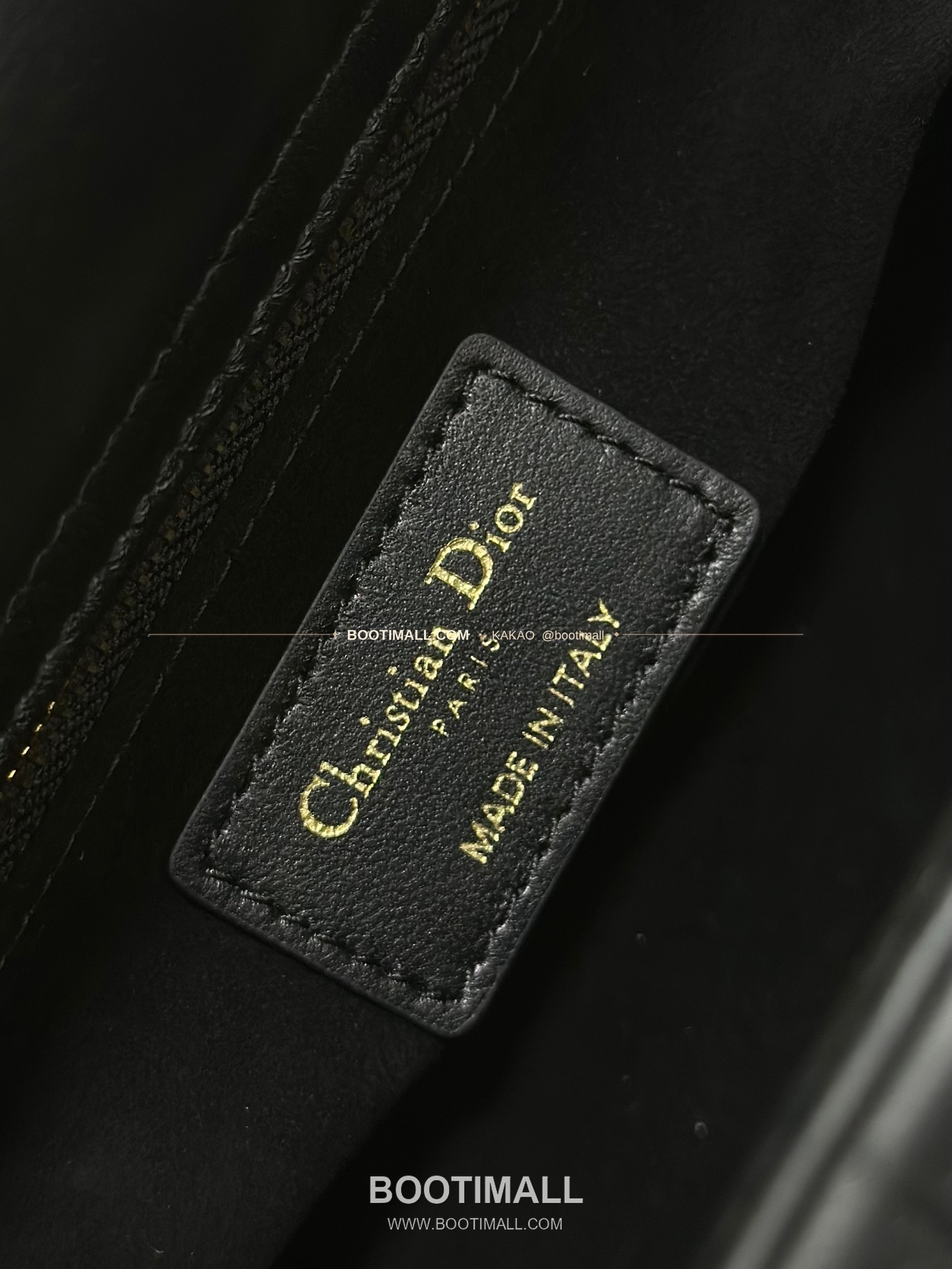 디올 레이디 디올 마이 램스킨 까나쥬 오픈워크 D.I.O.R 참 토트 숄더백 Dior Lady Dior My Lambskin Cannage Openwork D.I.O.R Charm Tote Shoulder Bag M0538 20cm 9