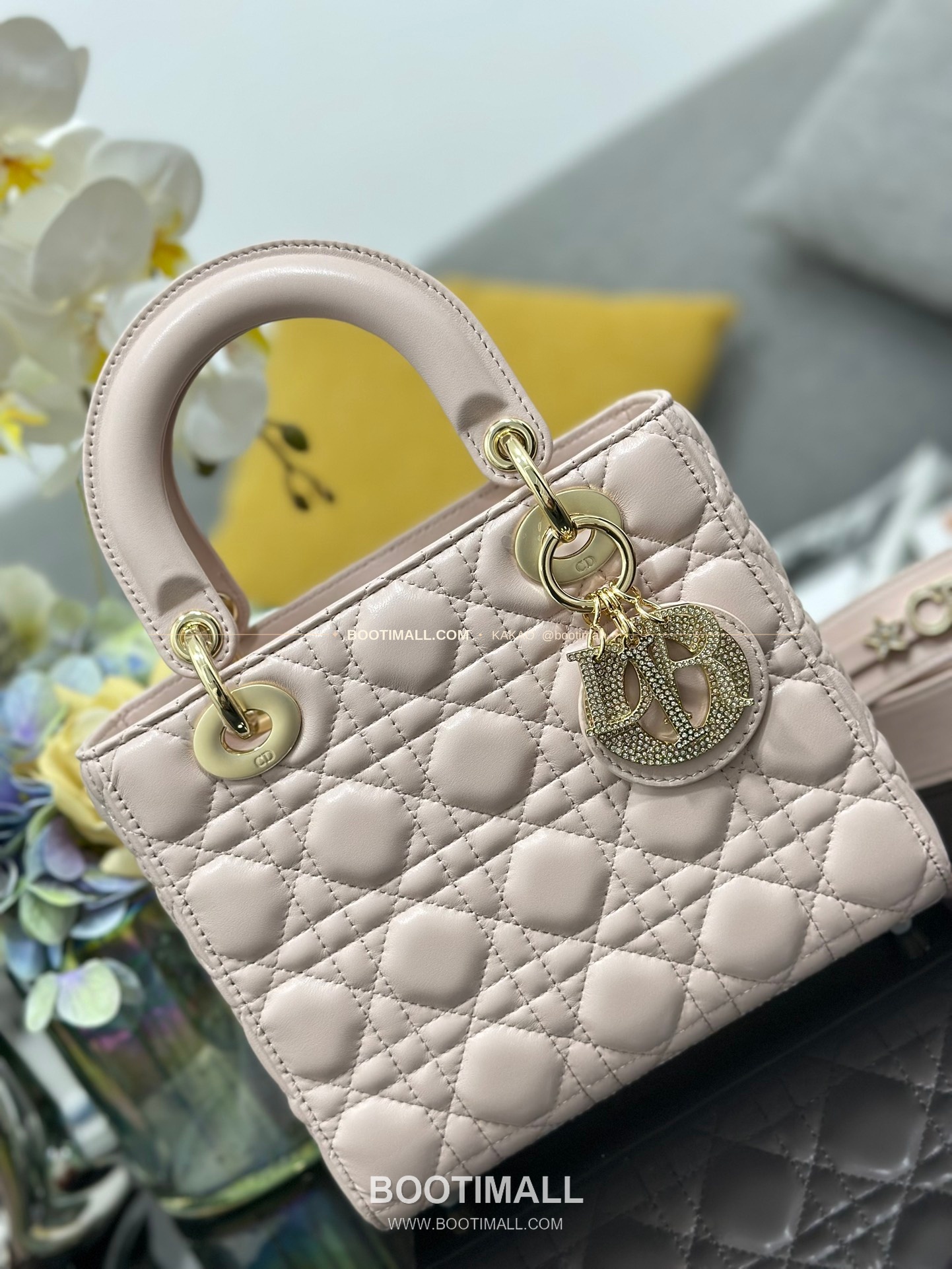 디올 레이디 디올 마이 램스킨 까나쥬 다이아 버클 D.I.O.R 참 토트 숄더백 Dior Lady Dior My Lambskin Cannage Diamond Buckle D.I.O.R Charm Tote Shoulder Bag M0538 20cm 5