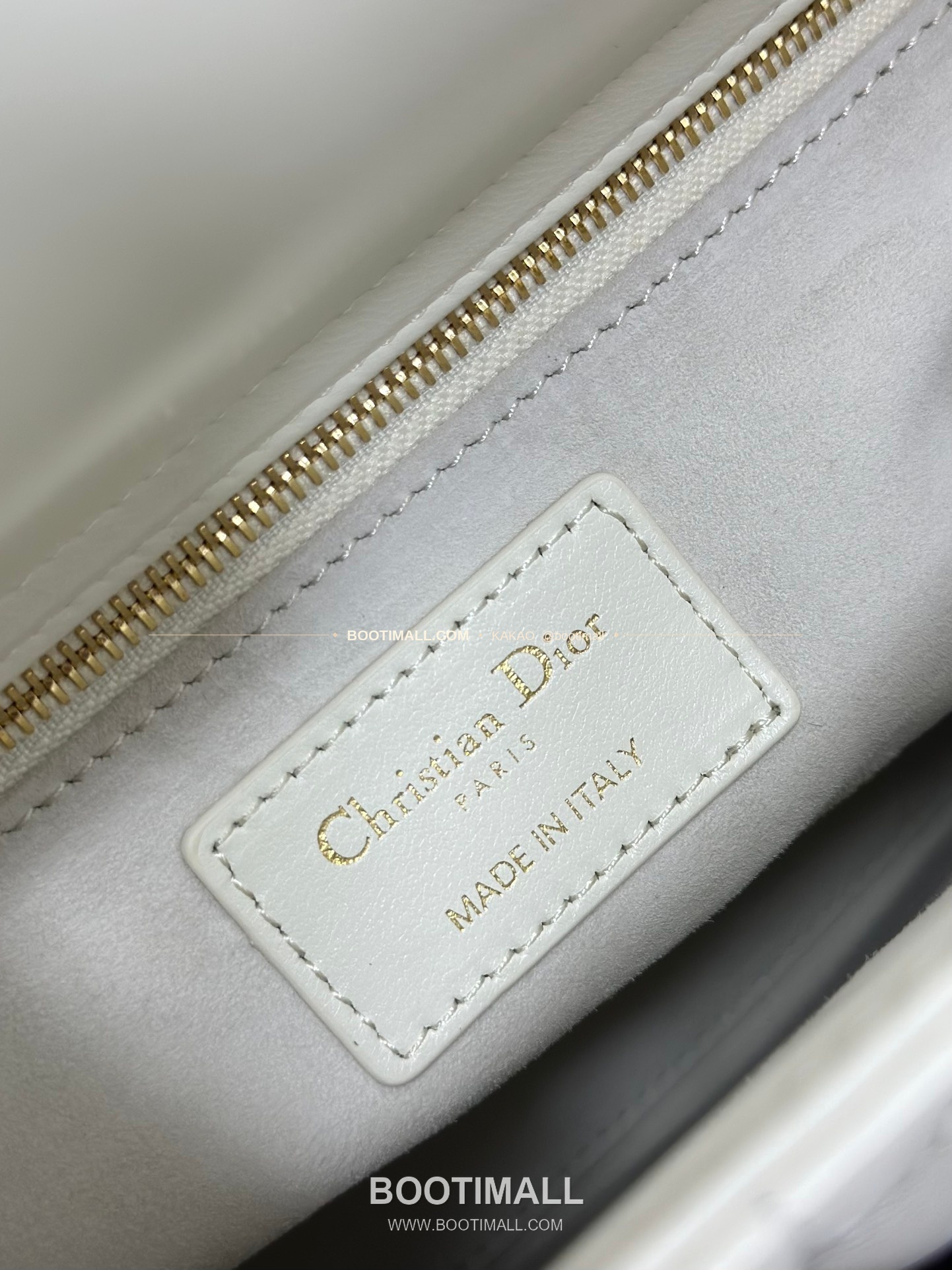 디올 레이디 디올 마이 램스킨 까나쥬 다이아 버클 D.I.O.R 참 토트 숄더백 Dior Lady Dior My Lambskin Cannage Diamond Buckle D.I.O.R Charm Tote Shoulder Bag M0538 20cm 9