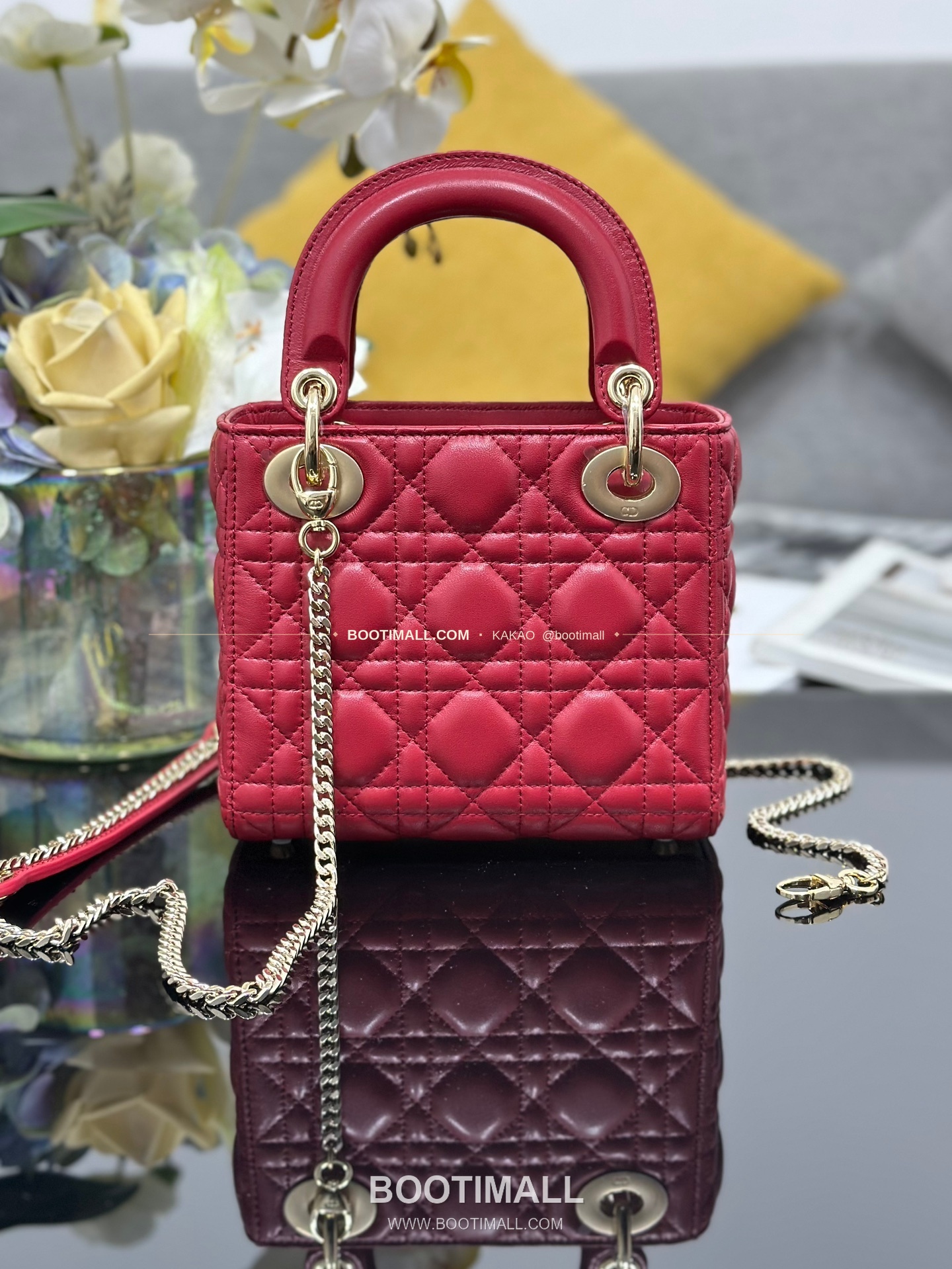 디올 레이디 디올 램스킨 까나쥬 다이아 버클 D.I.O.R 참 미니 체인 숄더백 Dior Lady Dior Lambskin Cannage Diamond Buckle D.I.O.R Charm Mini Chain Shoulder Bag M0505 17cm 2