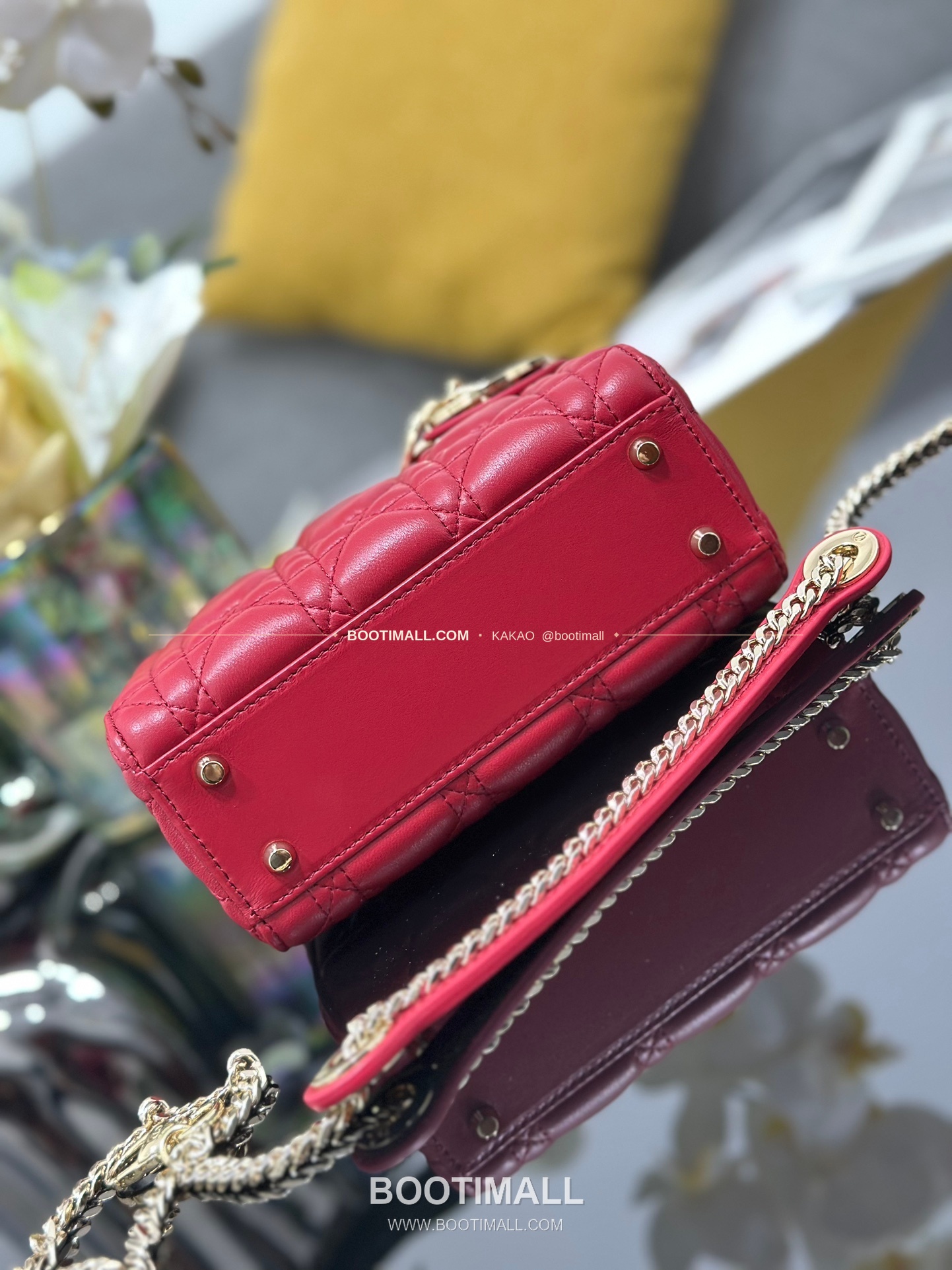 디올 레이디 디올 램스킨 까나쥬 다이아 버클 D.I.O.R 참 미니 체인 숄더백 Dior Lady Dior Lambskin Cannage Diamond Buckle D.I.O.R Charm Mini Chain Shoulder Bag M0505 17cm 4