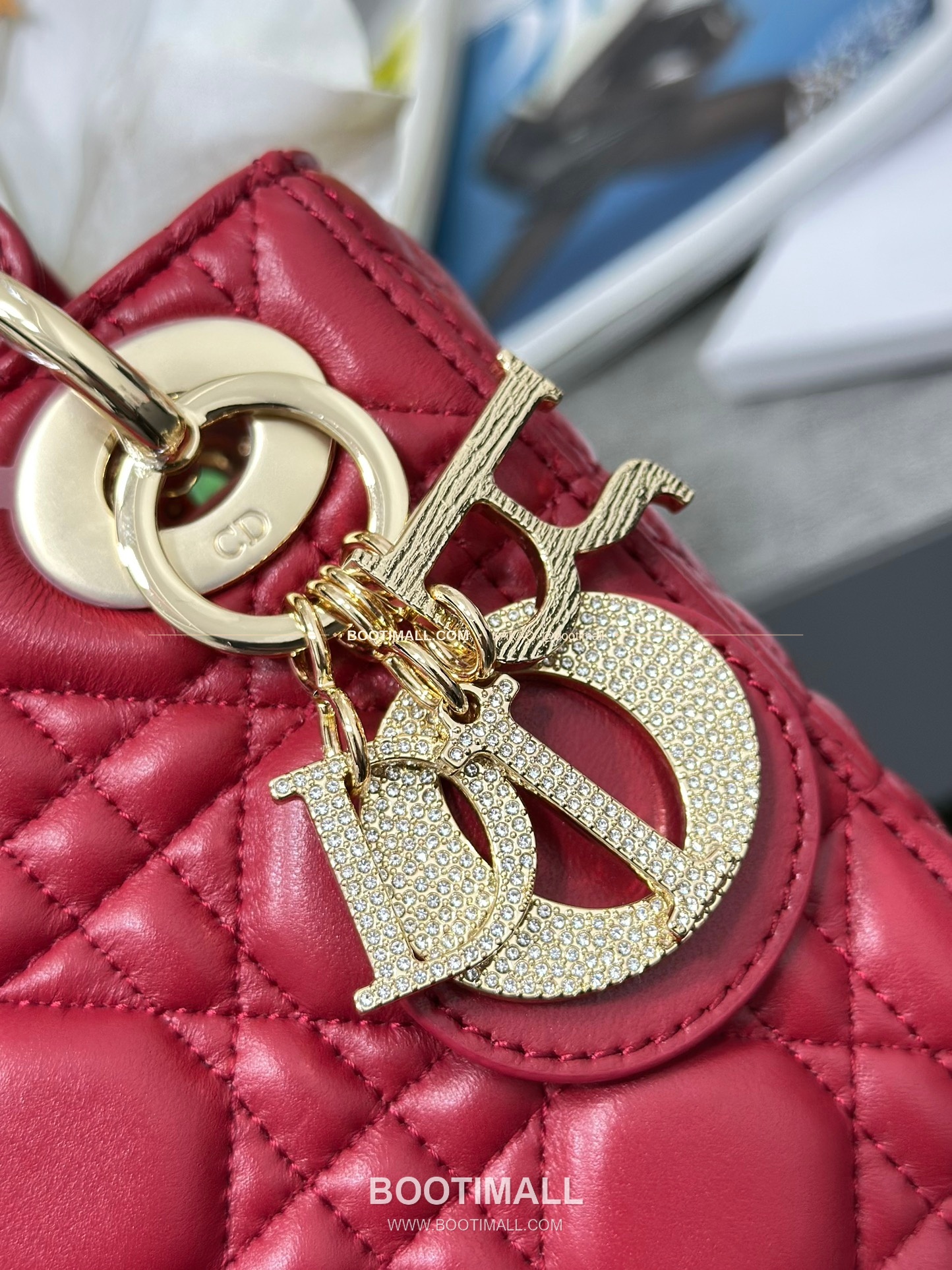 디올 레이디 디올 램스킨 까나쥬 다이아 버클 D.I.O.R 참 미니 체인 숄더백 Dior Lady Dior Lambskin Cannage Diamond Buckle D.I.O.R Charm Mini Chain Shoulder Bag M0505 17cm 6