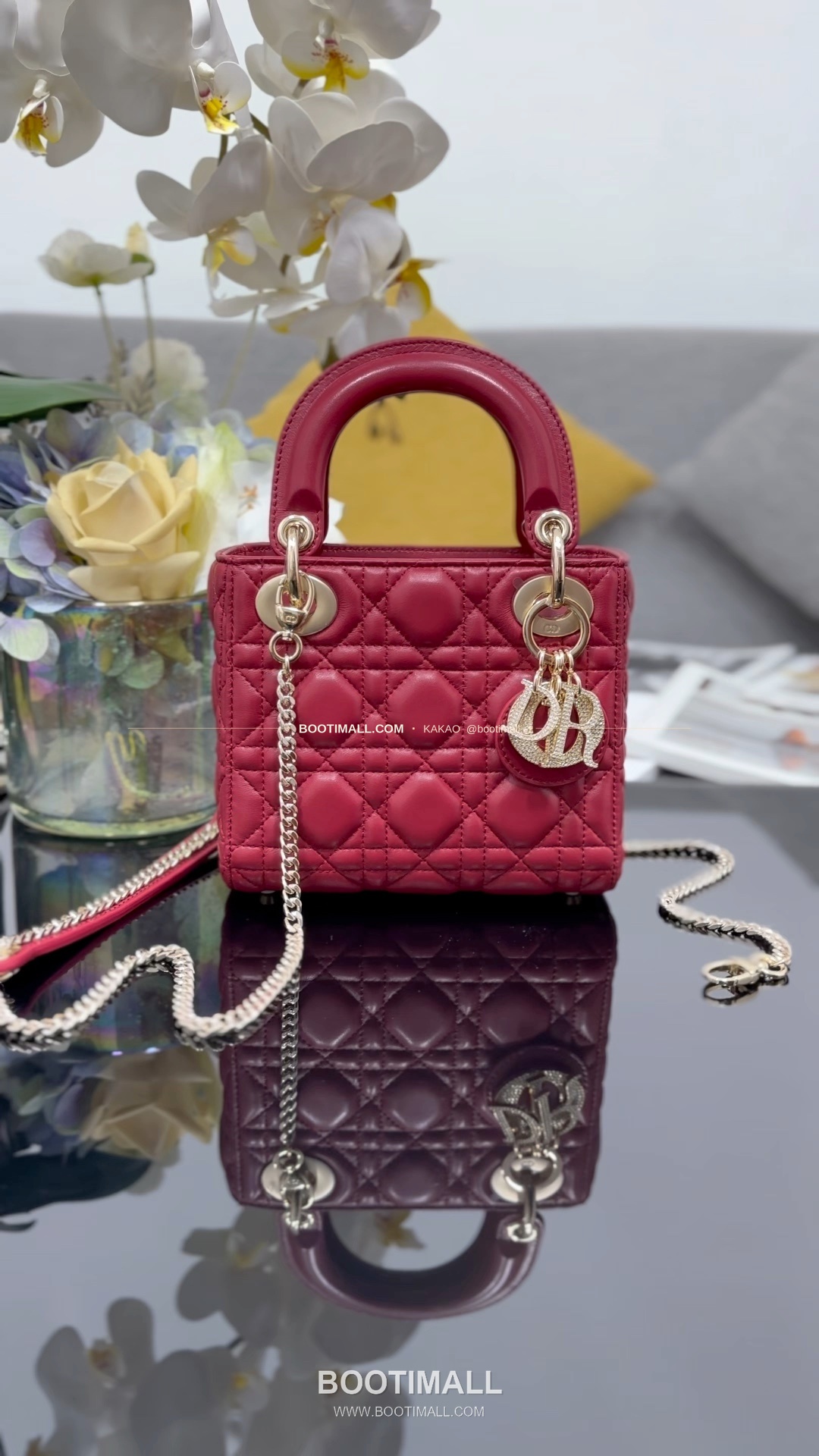 디올 레이디 디올 램스킨 까나쥬 다이아 버클 D.I.O.R 참 미니 체인 숄더백 Dior Lady Dior Lambskin Cannage Diamond Buckle D.I.O.R Charm Mini Chain Shoulder Bag M0505 17cm 11