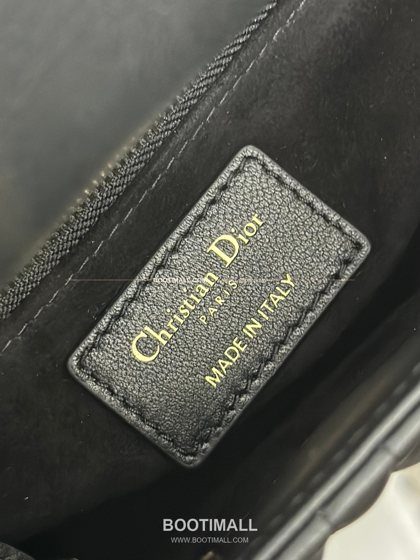 디올 레이디 디올 램스킨 까나쥬 다이아 버클 D.I.O.R 참 미니 체인 숄더백 Dior Lady Dior Lambskin Cannage Diamond Buckle D.I.O.R Charm Mini Chain Shoulder Bag M0505 17cm 9