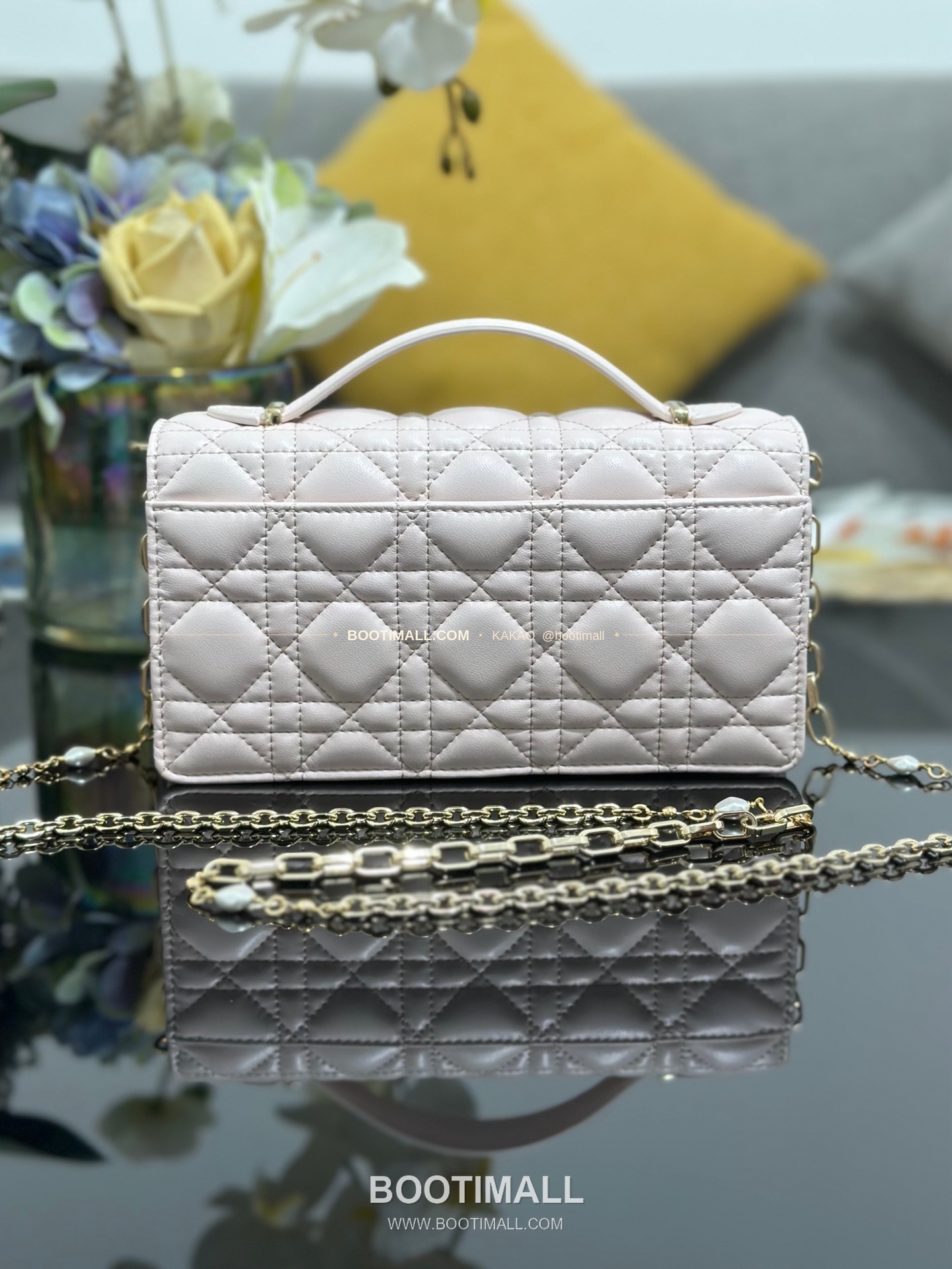 디올 미스 디올 램스킨 D.I.O.R 참 체인 숄더백 Dior Miss Dior Lambskin D.I.O.R Charm Chain Shoulder Bag M0997 21cm 2