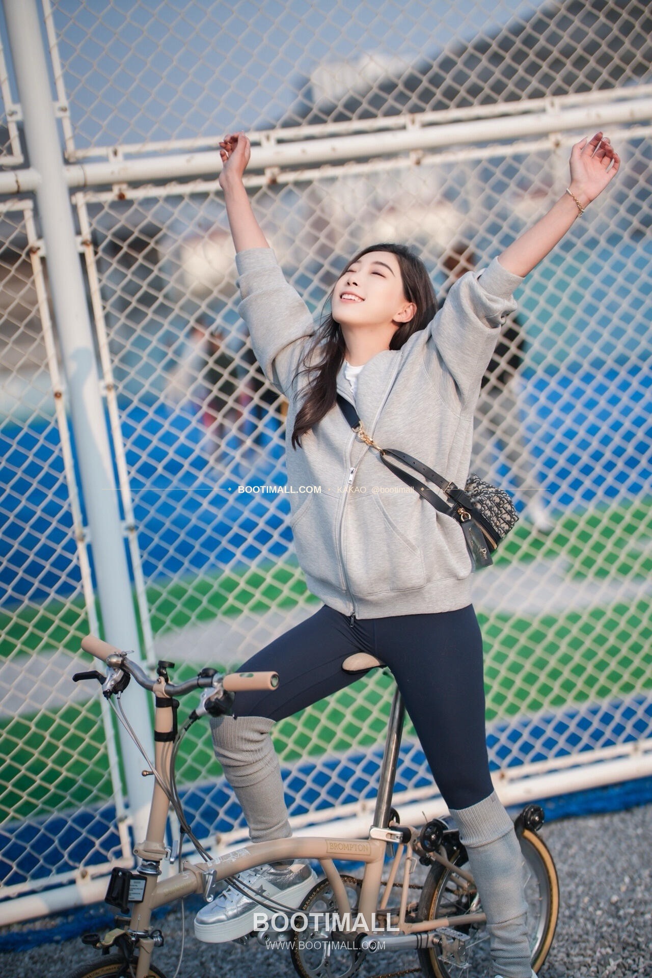 디올 저니 오블리크 캔버스 호보 숄더백 Dior Journey Oblique Canvas Hobo Shoulder Bag 5865 25cm 6