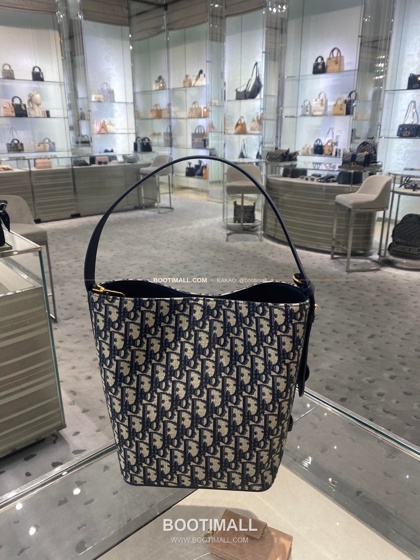 디올 스타 오블리크 캔버스 버킷 숄더백 Dior Star Oblique Canvas Bucket Shoulder Bag 2879 24cm 10