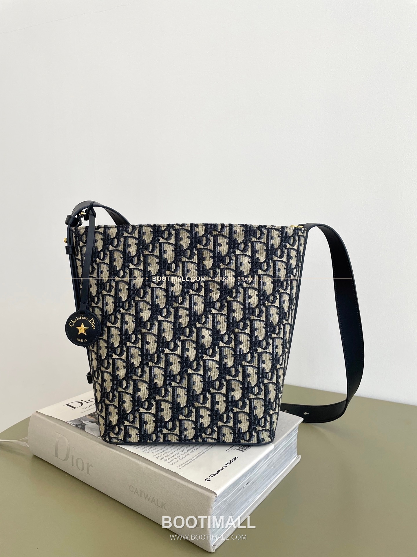 디올 스타 오블리크 캔버스 버킷 숄더백 Dior Star Oblique Canvas Bucket Shoulder Bag 2879 24cm 16