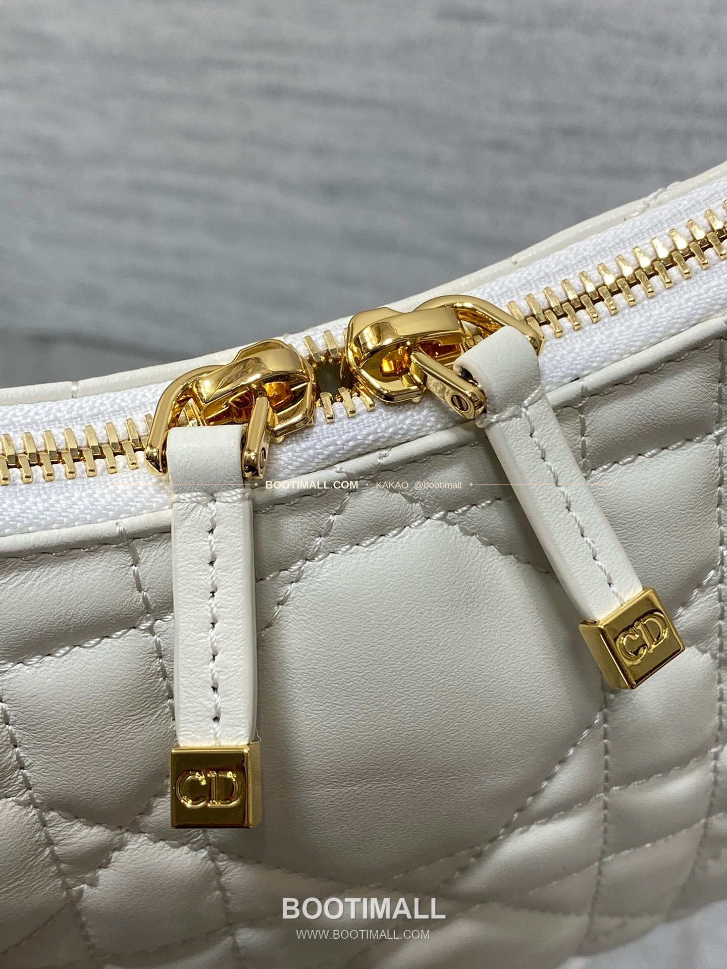 디올 미스 디올 램스킨 까나쥬 호보 숄더백 Dior Miss Dior Lambskin Cannage Hobo Shoulder Bag 5268 19cm 4