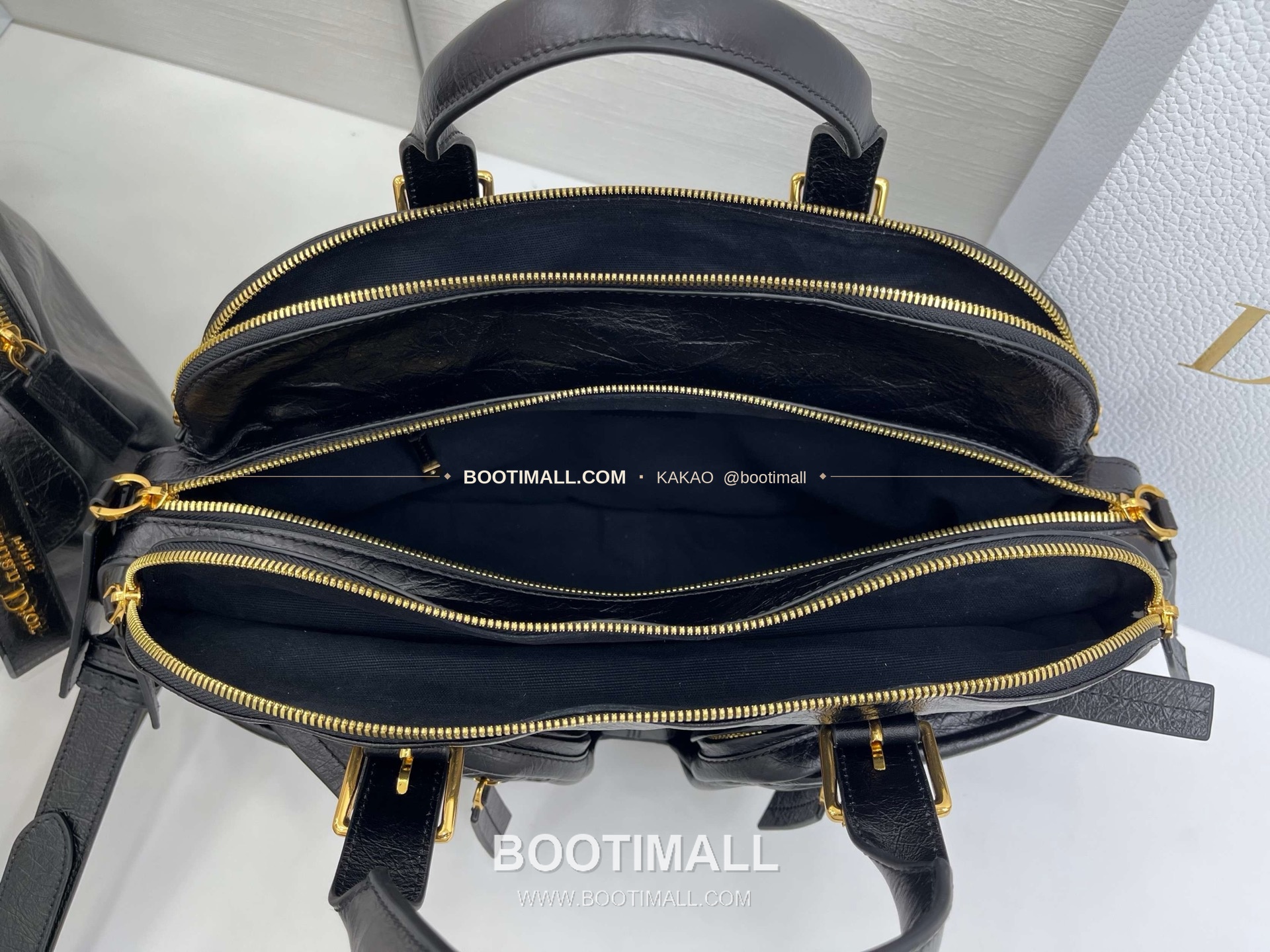 디올 그랑 투어 카프스킨 주름 보스턴 숄더백 Dior Grand Tour Calfskin Pleated Boston Shoulder Bag 36cm 8