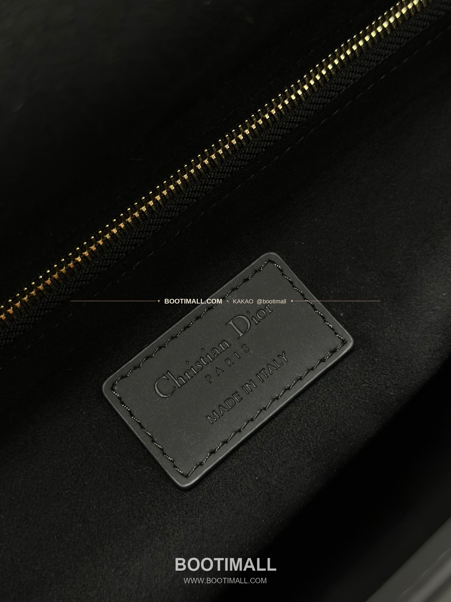 디올 레이디 디올 카프스킨 까나쥬 울트라 매트 플랩 토트 숄더백 Dior Lady Dior Calfskin Cannage Ultra Matte Flap Tote Shoulder Bag M0566 32cm 9