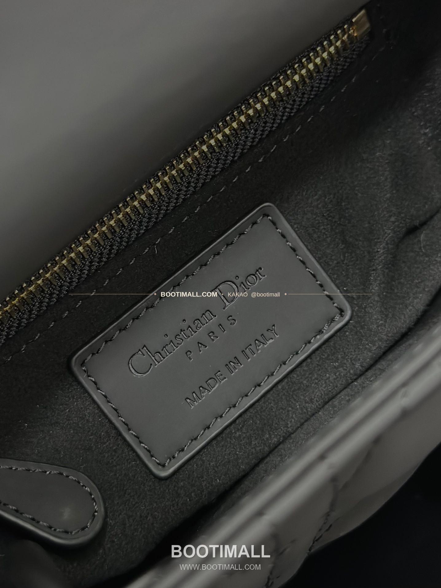 디올 레이디 디올 카프스킨 까나쥬 울트라 매트 플랩 미니 체인 숄더백 Dior Lady Dior Calfskin Cannage Ultra Matte Flap Mini Chain Shoulder Bag M0505 17cm 9