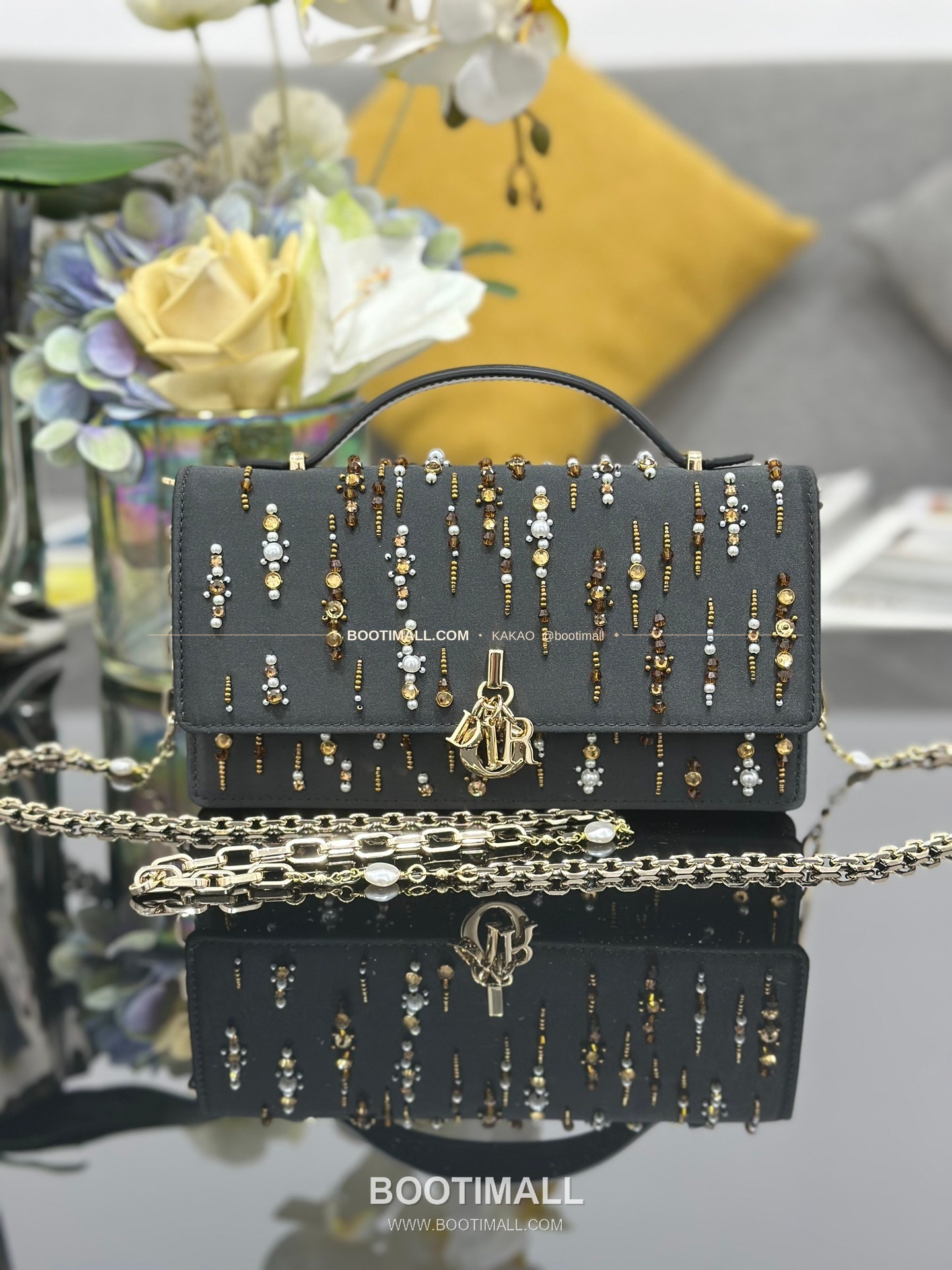 디올 미스 디올 새틴 까나쥬 핑크 크리스탈 자수 D.I.O.R 참 체인 숄더백 Dior Miss Dior Satin Cannage Pink Crystal Embroidered D.I.O.R Charm Chain Shoulder Bag M0997 21cm 1