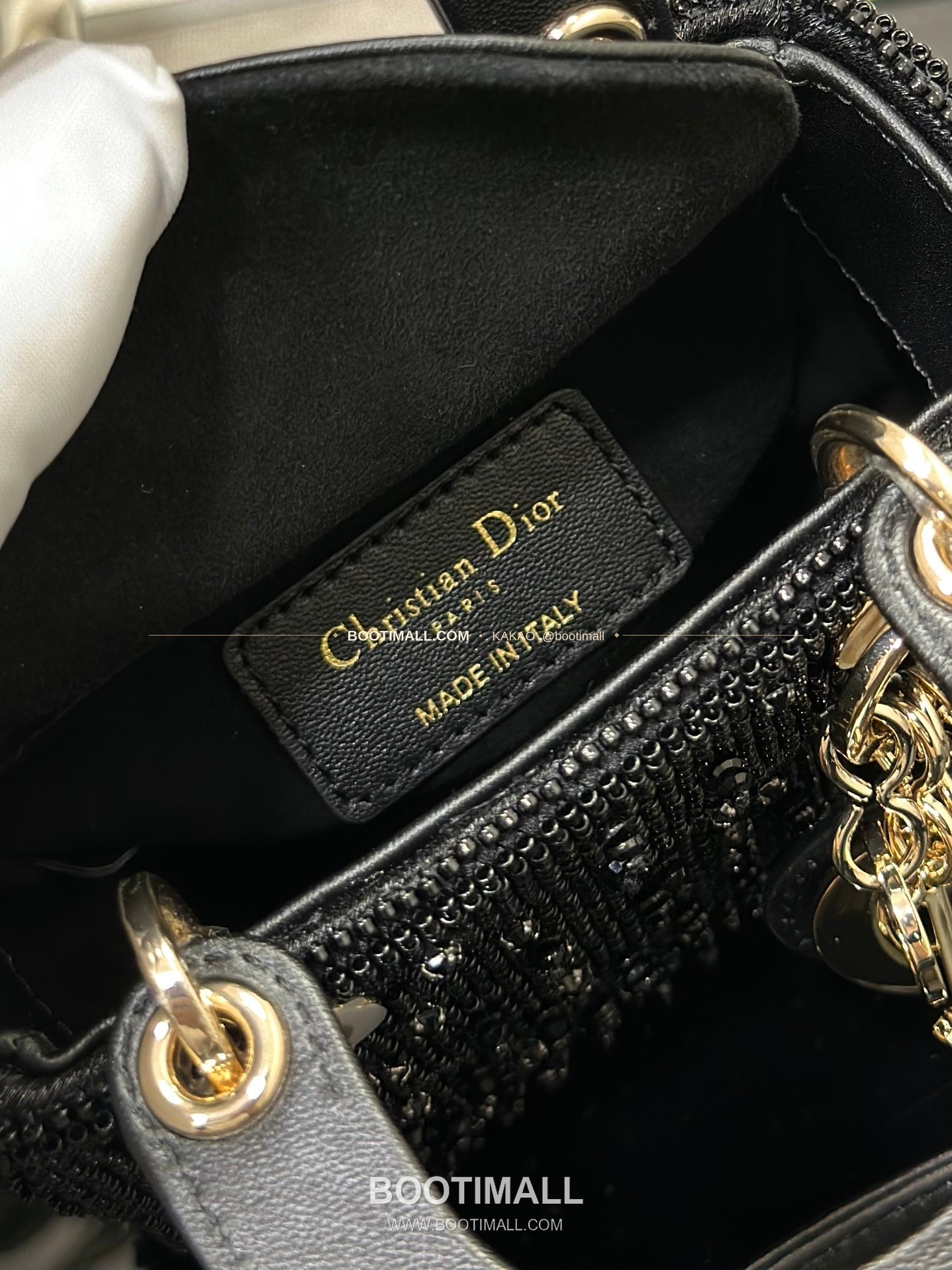 디올 레이디 디올 새틴 그라데이션 크리스탈 자수 D.I.O.R 참 초미니 체인 숄더백 Dior Lady Dior Satin Gradient Crystal Embroidered D.I.O.R Charm Micro Chain Shoulder Bag S0856 12cm 9