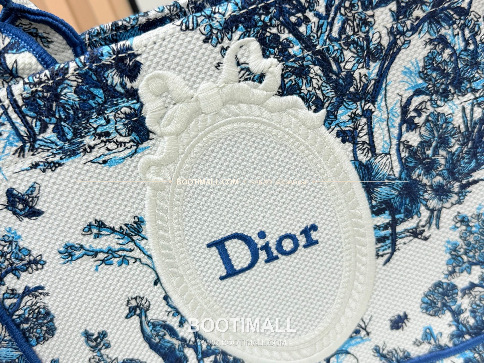 디올 JWA 캔버스 북토트 스몰 토트백 Dior JWA Canvas Book Tote Small Tote Bag 8835 26cm 7