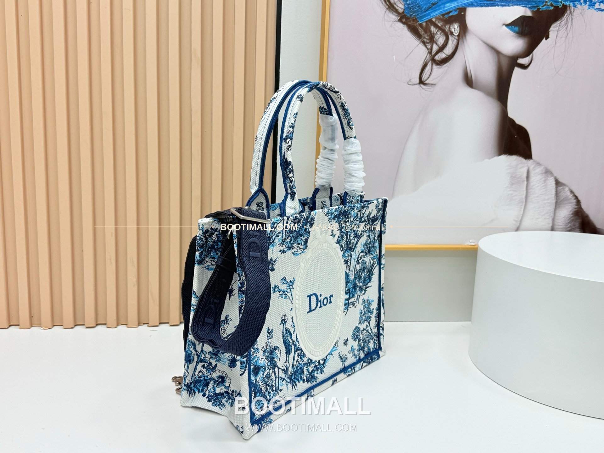 디올 JWA 캔버스 북토트 미디엄 토트백 Dior JWA Canvas Book Tote Medium Tote Bag 8834 36cm 2