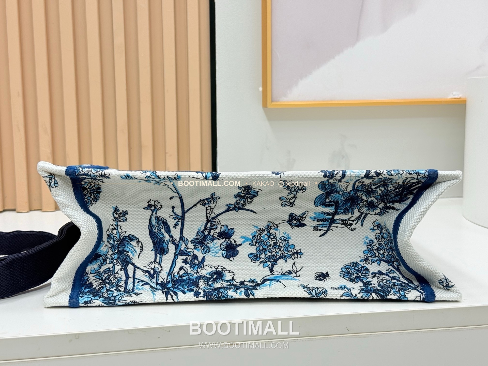 디올 JWA 캔버스 북토트 미디엄 토트백 Dior JWA Canvas Book Tote Medium Tote Bag 8834 36cm 8