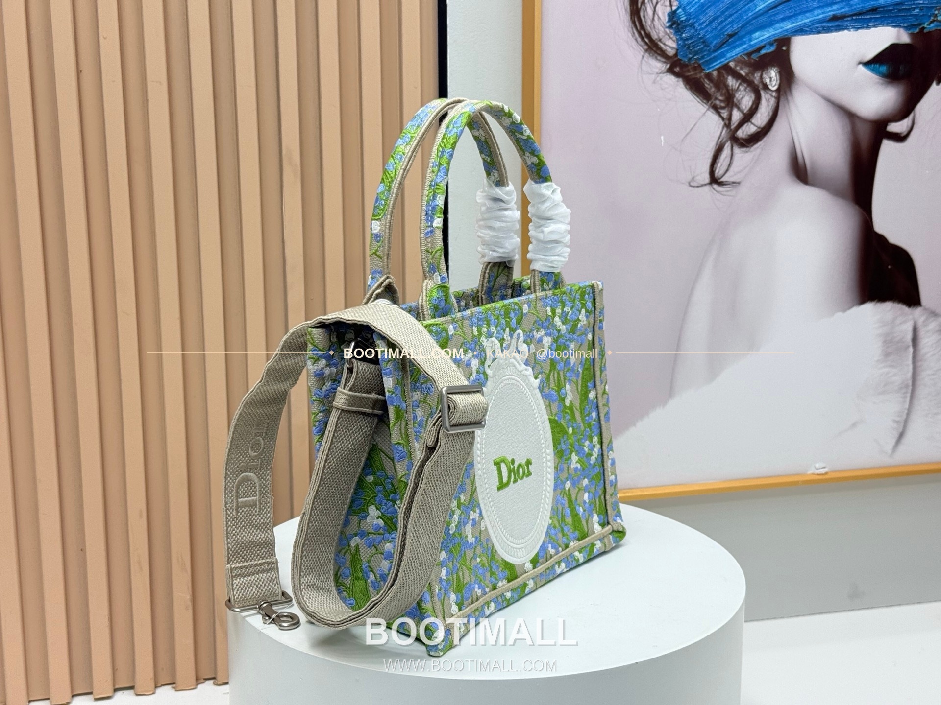 디올 JWA 캔버스 북토트 리프미러 스몰 토트백 Dior JWA Canvas Book Tote Leaf Mirror Small Tote Bag 8835 26cm 2