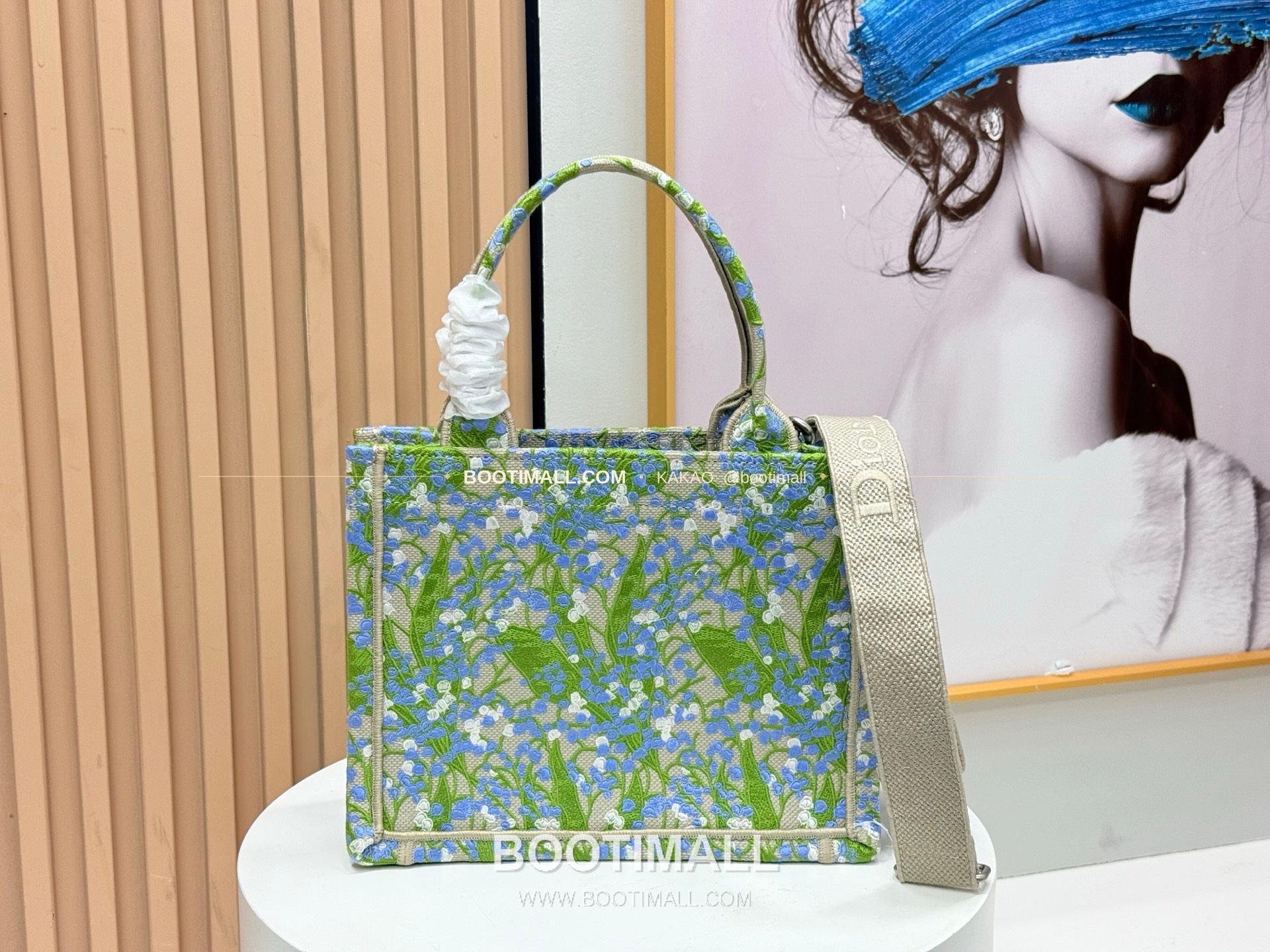 디올 JWA 캔버스 북토트 리프미러 스몰 토트백 Dior JWA Canvas Book Tote Leaf Mirror Small Tote Bag 8835 26cm 4