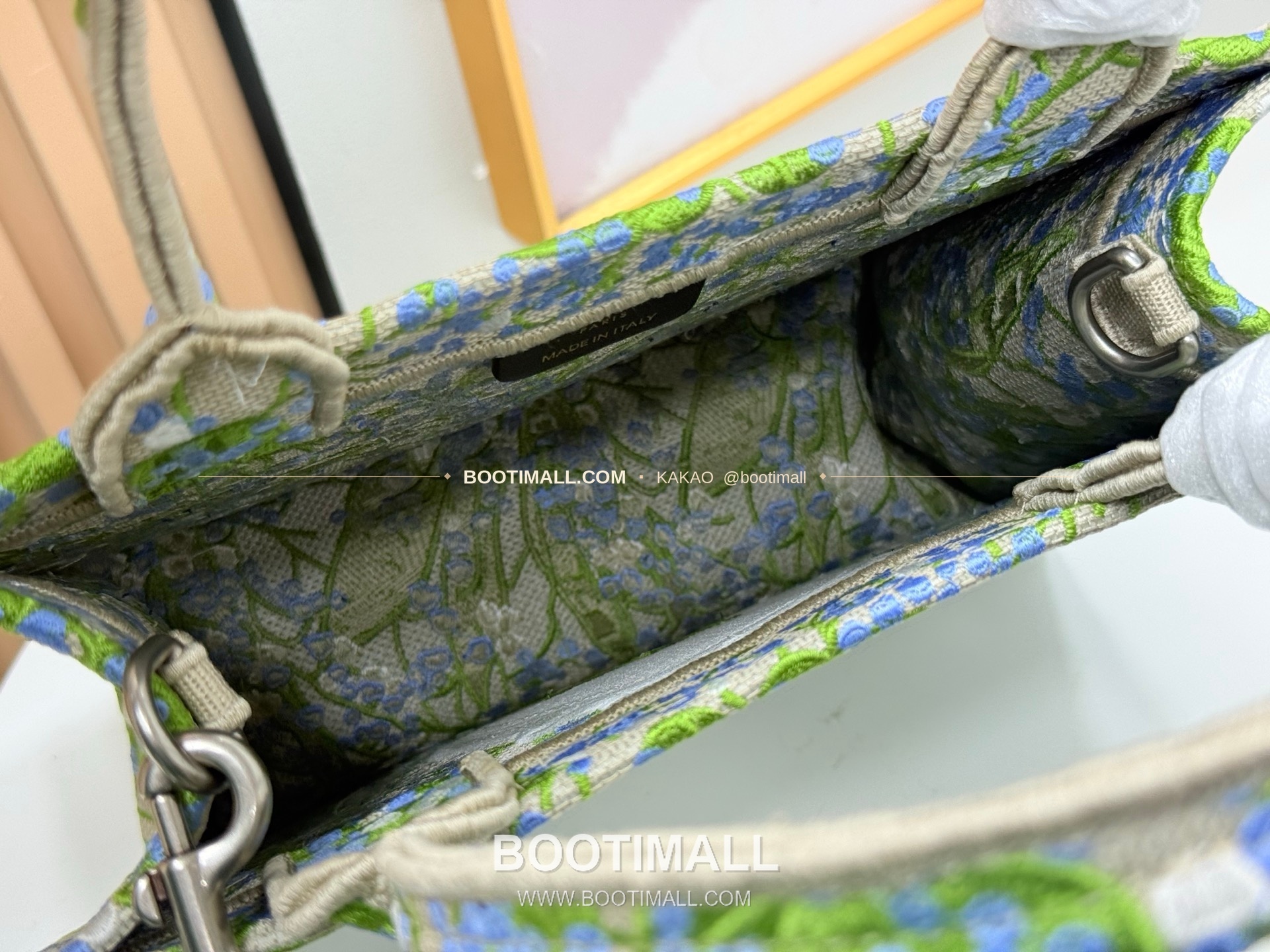 디올 JWA 캔버스 북토트 리프미러 스몰 토트백 Dior JWA Canvas Book Tote Leaf Mirror Small Tote Bag 8835 26cm 9
