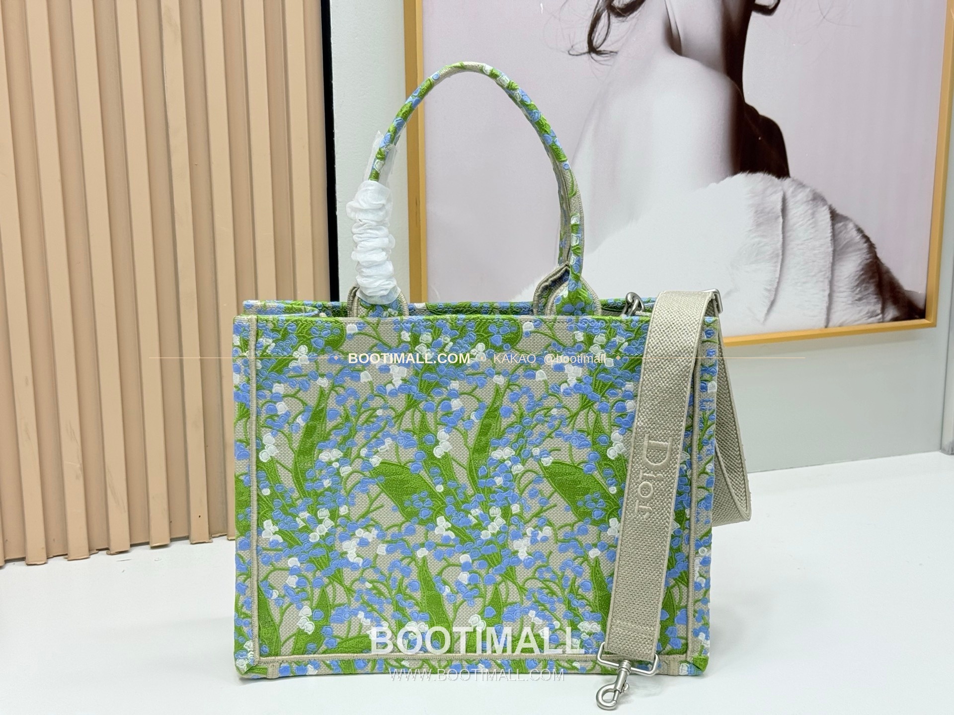 디올 JWA 캔버스 북토트 리프미러 미디엄 토트백 Dior JWA Canvas Book Tote Leaf Mirror Medium Tote Bag 8834 36cm 4