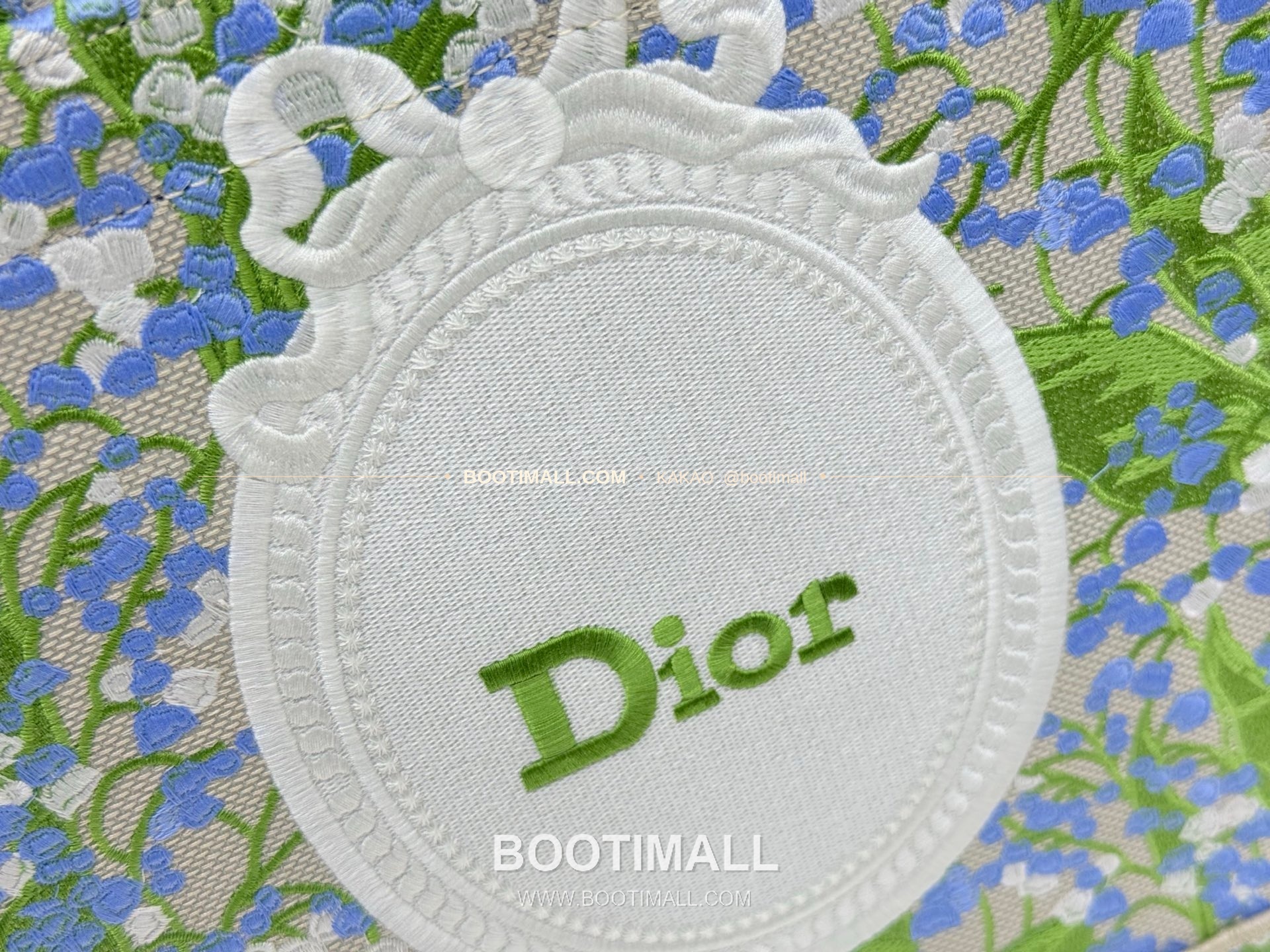 디올 JWA 캔버스 북토트 리프미러 미디엄 토트백 Dior JWA Canvas Book Tote Leaf Mirror Medium Tote Bag 8834 36cm 5