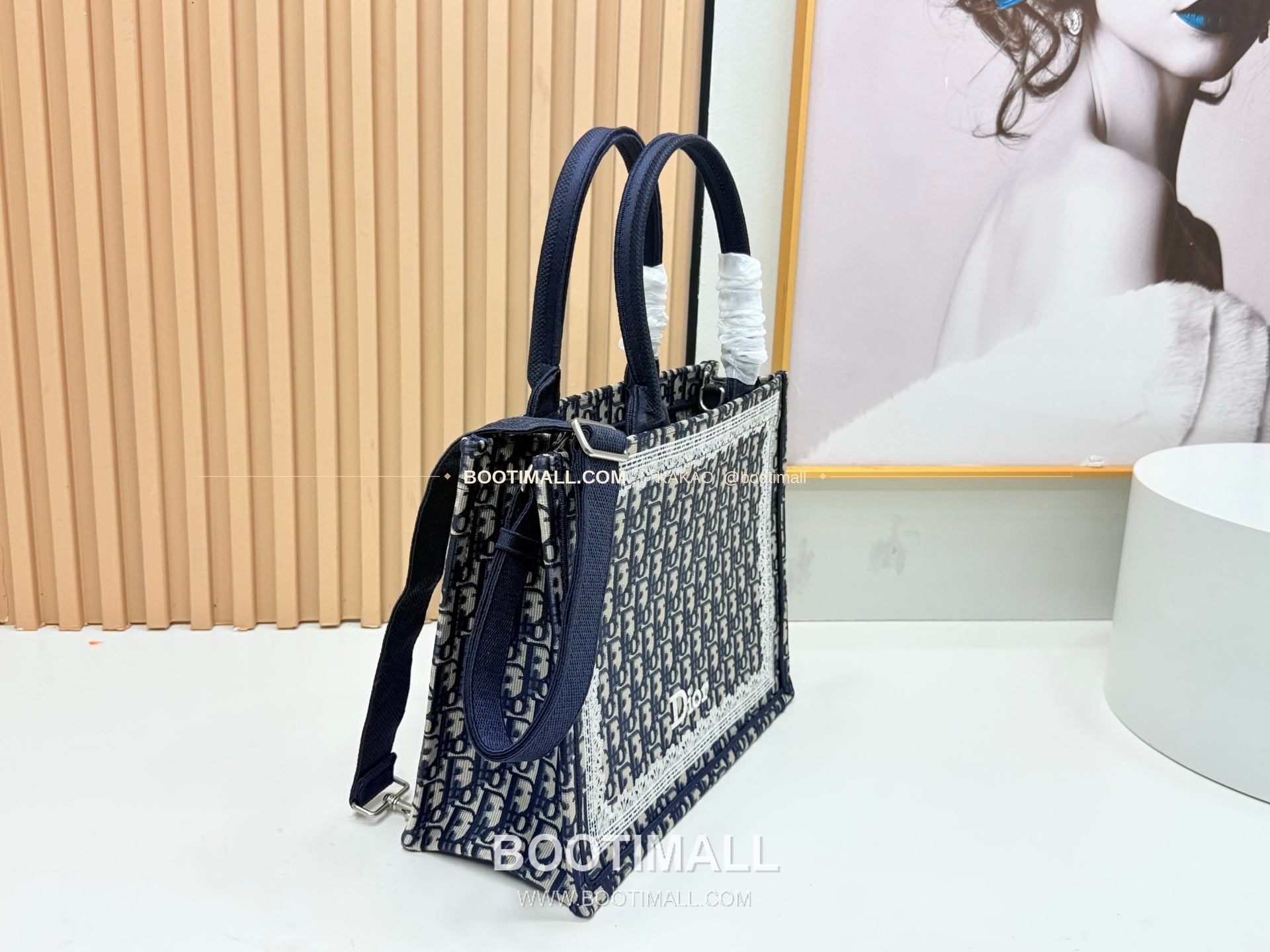 디올 JWA 캔버스 북토트 리프미러 미디엄 토트백 Dior JWA Canvas Book Tote Leaf Mirror Medium Tote Bag 8834 36cm 2