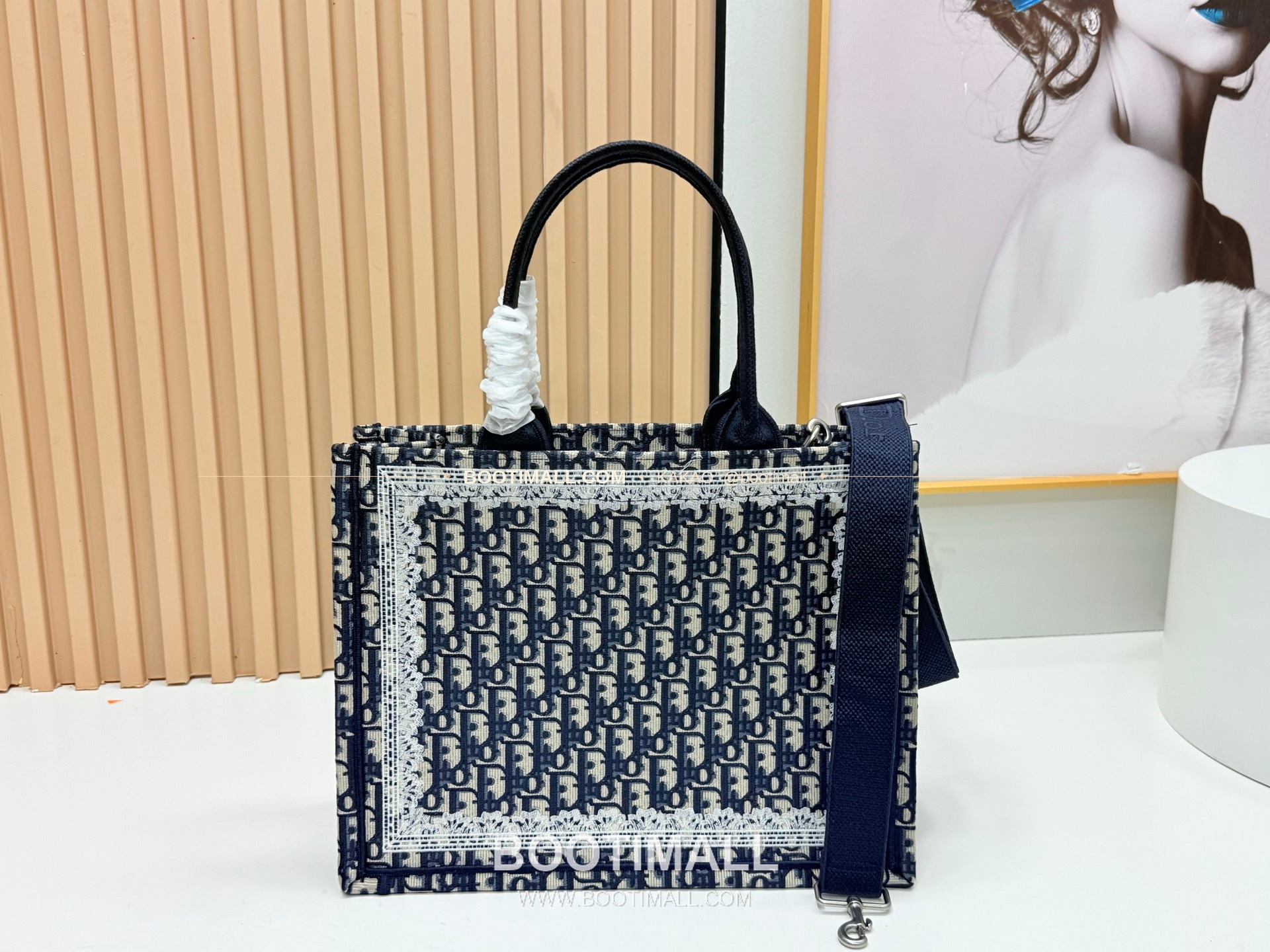 디올 JWA 캔버스 북토트 리프미러 미디엄 토트백 Dior JWA Canvas Book Tote Leaf Mirror Medium Tote Bag 8834 36cm 4