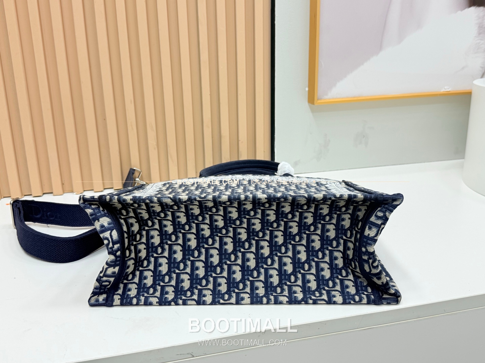 디올 JWA 캔버스 북토트 리프미러 미디엄 토트백 Dior JWA Canvas Book Tote Leaf Mirror Medium Tote Bag 8834 36cm 8