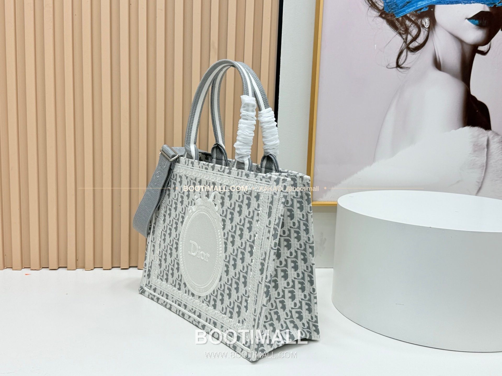 디올 JWA 캔버스 북토트 리프미러 미디엄 토트백 Dior JWA Canvas Book Tote Leaf Mirror Medium Tote Bag 8834 36cm 3