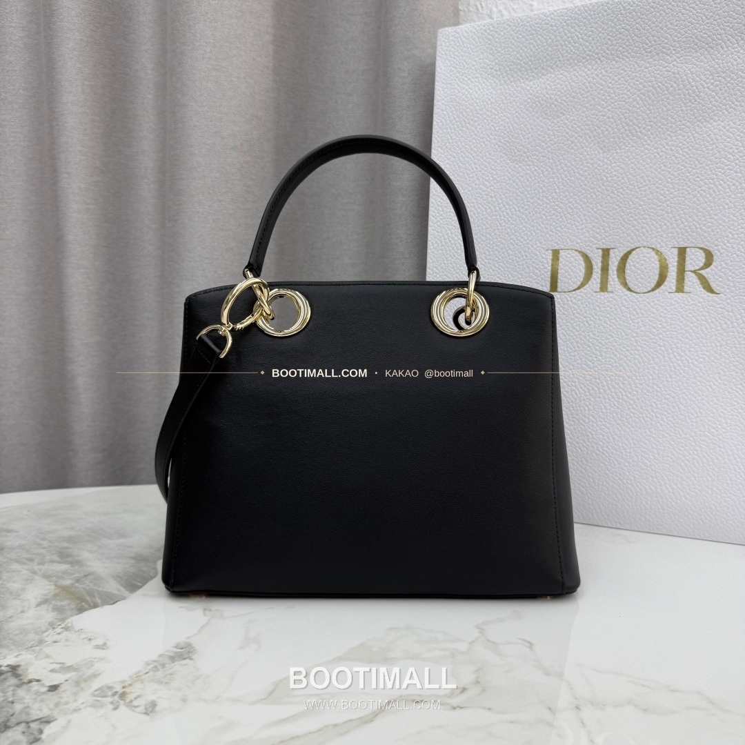 디올 2026SS 레더 보우디테일 화이트 토트백 Dior 2026 SS Leather Bow Detail White Tote Bag 7038 28cm 3