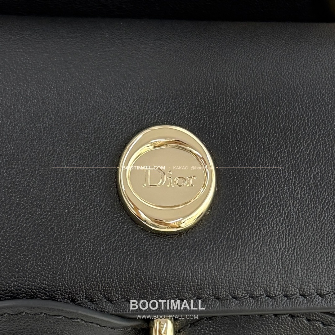 디올 2026SS 레더 보우디테일 화이트 토트백 Dior 2026 SS Leather Bow Detail White Tote Bag 7038 28cm 5