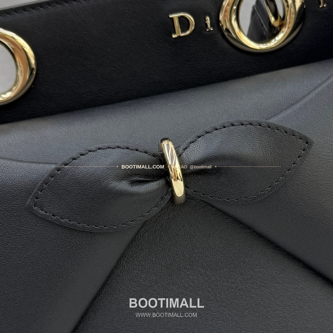 디올 2026SS 레더 보우디테일 화이트 토트백 Dior 2026 SS Leather Bow Detail White Tote Bag 7038 28cm 6