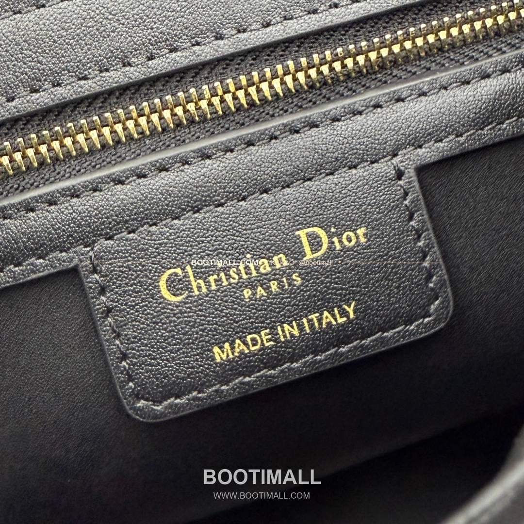 디올 2026SS 레더 보우디테일 화이트 토트백 Dior 2026 SS Leather Bow Detail White Tote Bag 7038 28cm 9