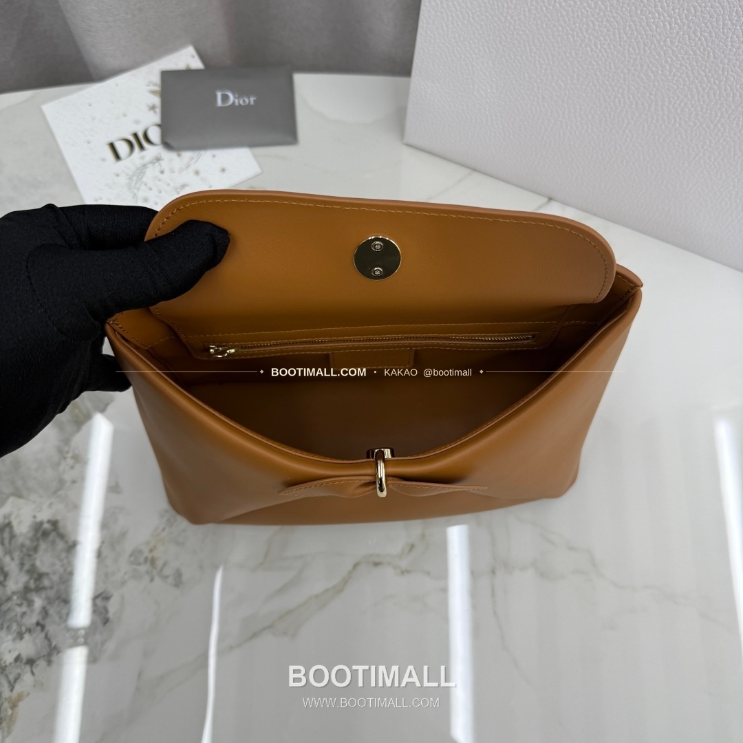 디올 2026SS 레더 보우디테일 화이트 토트백 Dior 2026 SS Leather Bow Detail White Tote Bag 7038 28cm 8