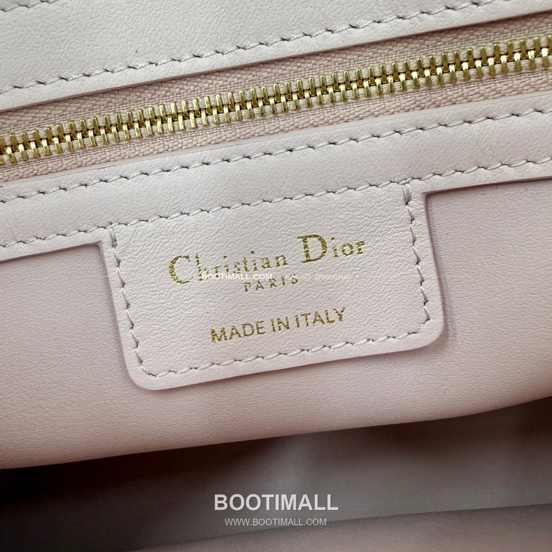 디올 2026SS 레더 보우디테일 화이트 토트백 Dior 2026 SS Leather Bow Detail White Tote Bag 7038 28cm 9