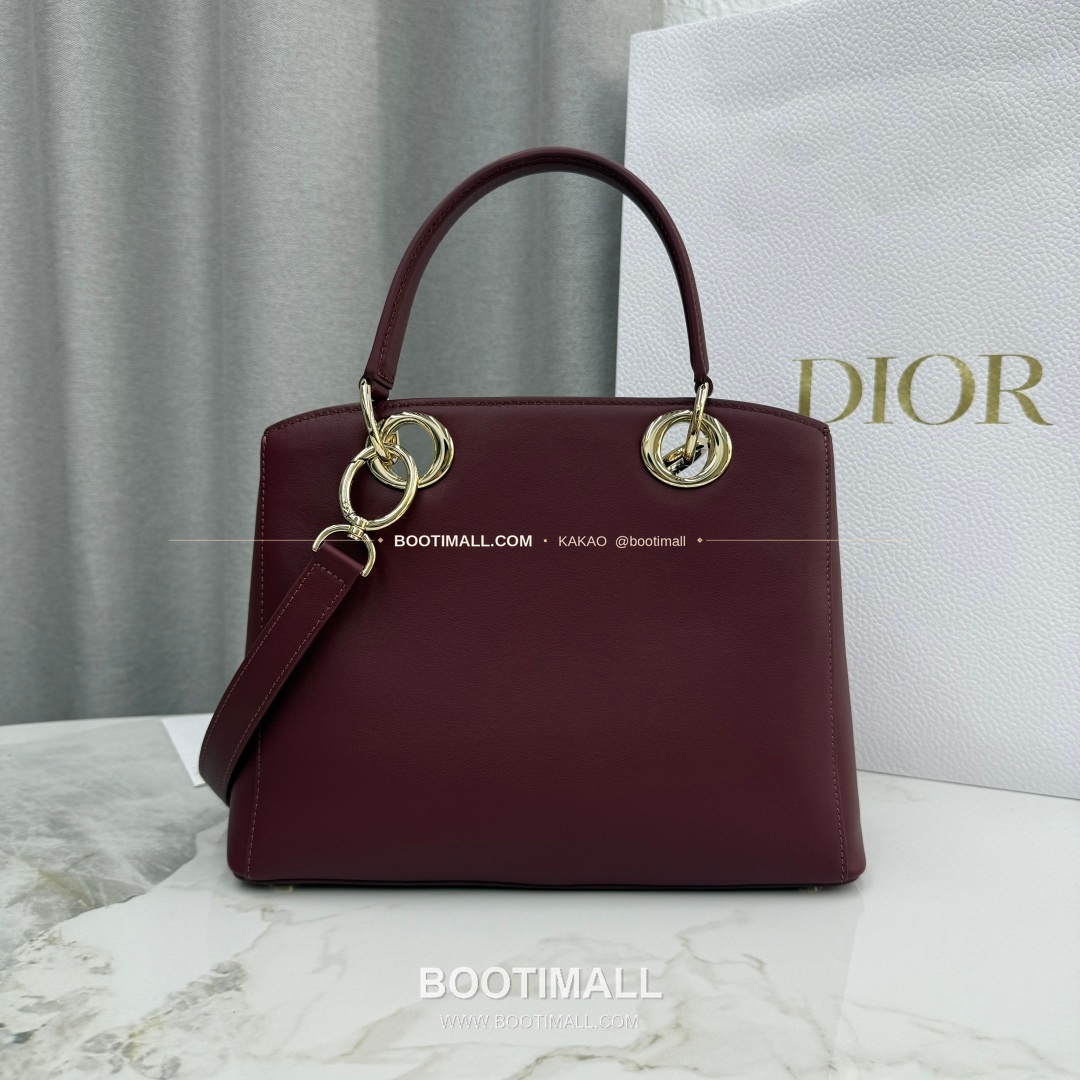 디올 2026SS 레더 보우디테일 화이트 토트백 Dior 2026 SS Leather Bow Detail White Tote Bag 7038 28cm 3