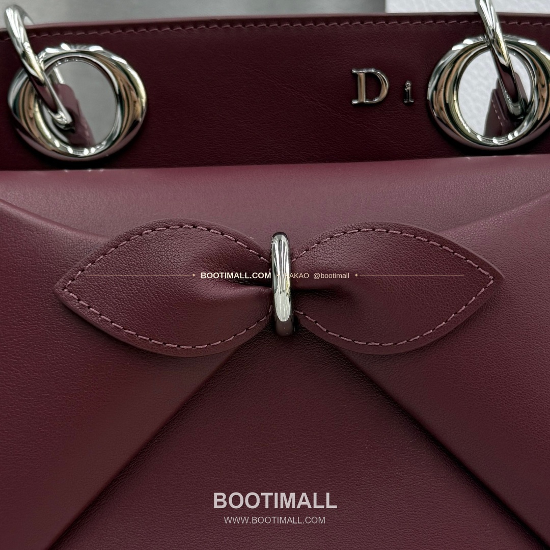 디올 2026SS 레더 보우디테일 화이트 토트백 Dior 2026 SS Leather Bow Detail White Tote Bag 7038 28cm 6