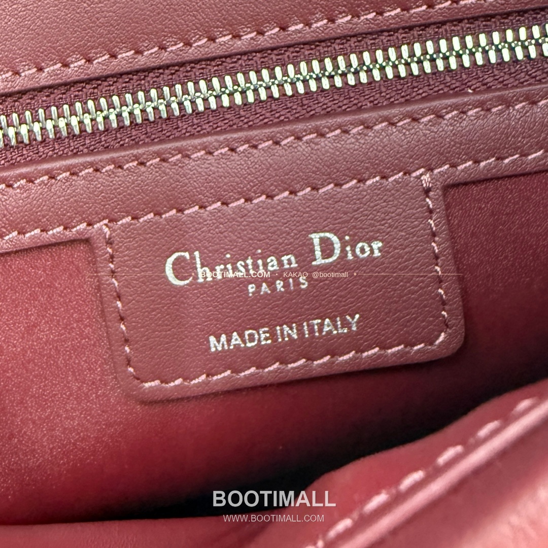 디올 2026SS 레더 보우디테일 화이트 토트백 Dior 2026 SS Leather Bow Detail White Tote Bag 7038 28cm 9