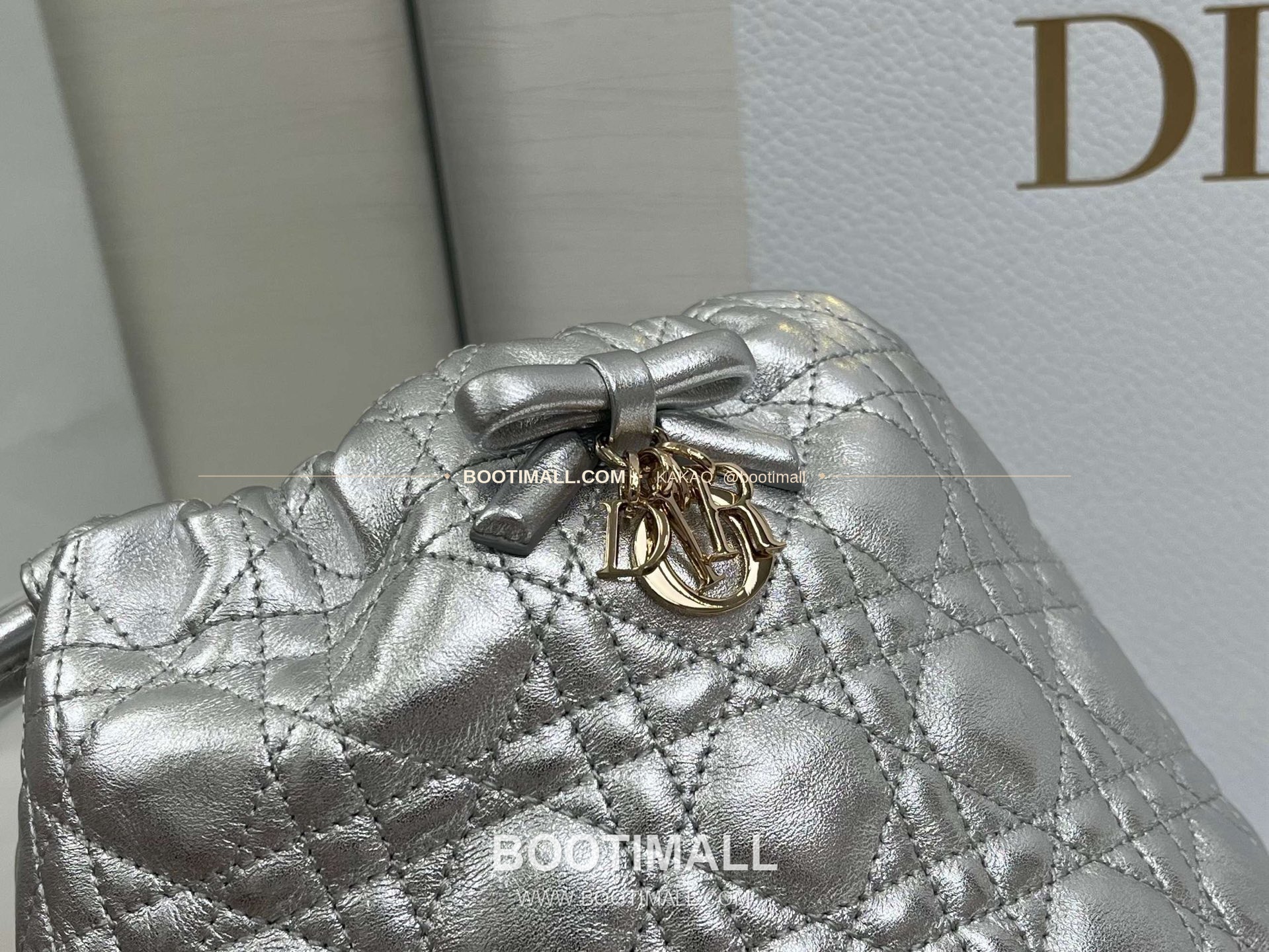 디올 아디오러블 램스킨 카나쥬 보우 블랙 버킷백 Dior Adiorable Lambskin Cannage Bow Black Bucket Bag 22cm 3