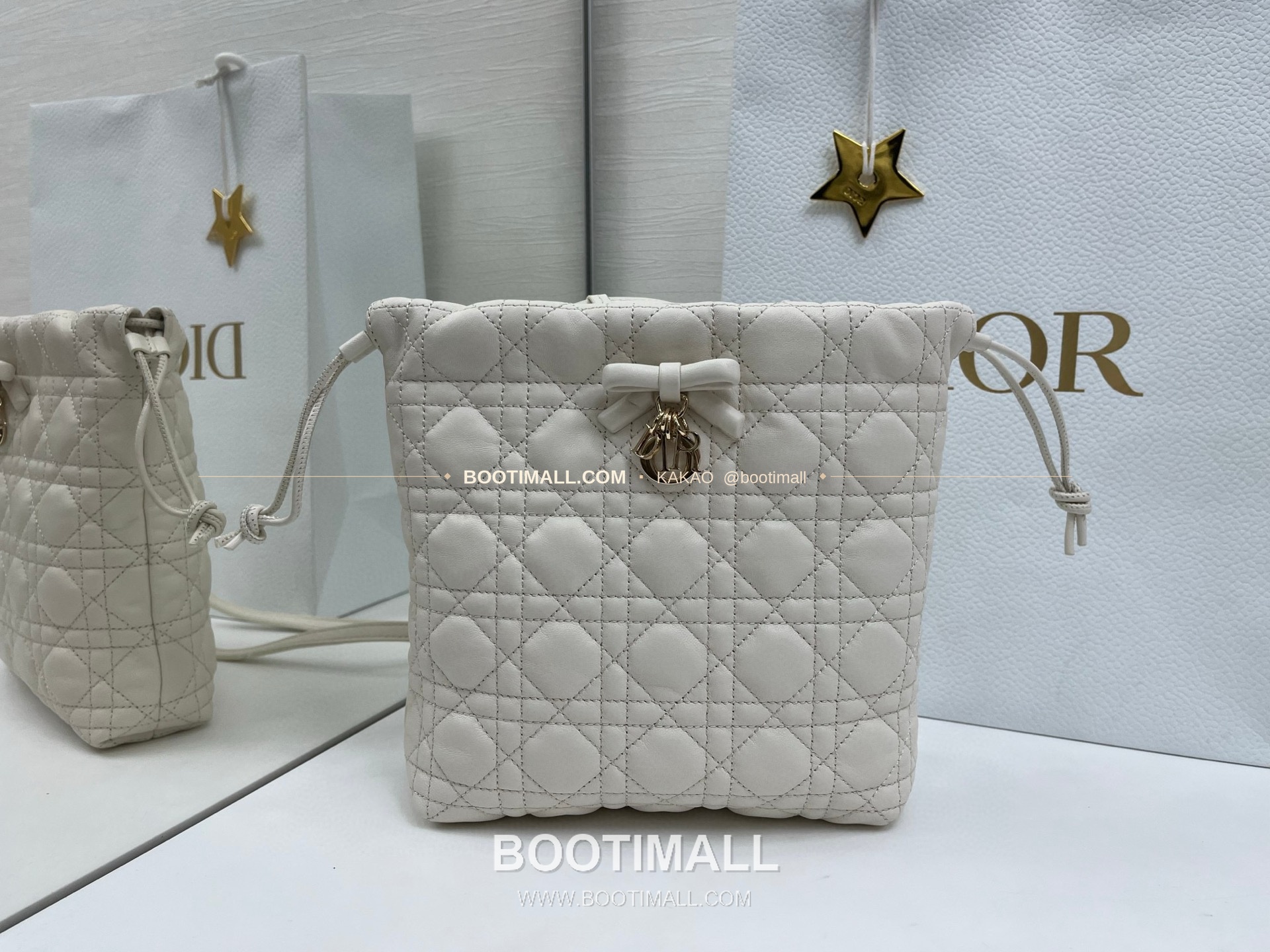 디올 아디오러블 램스킨 카나쥬 보우 블랙 버킷백 Dior Adiorable Lambskin Cannage Bow Black Bucket Bag 22cm 6