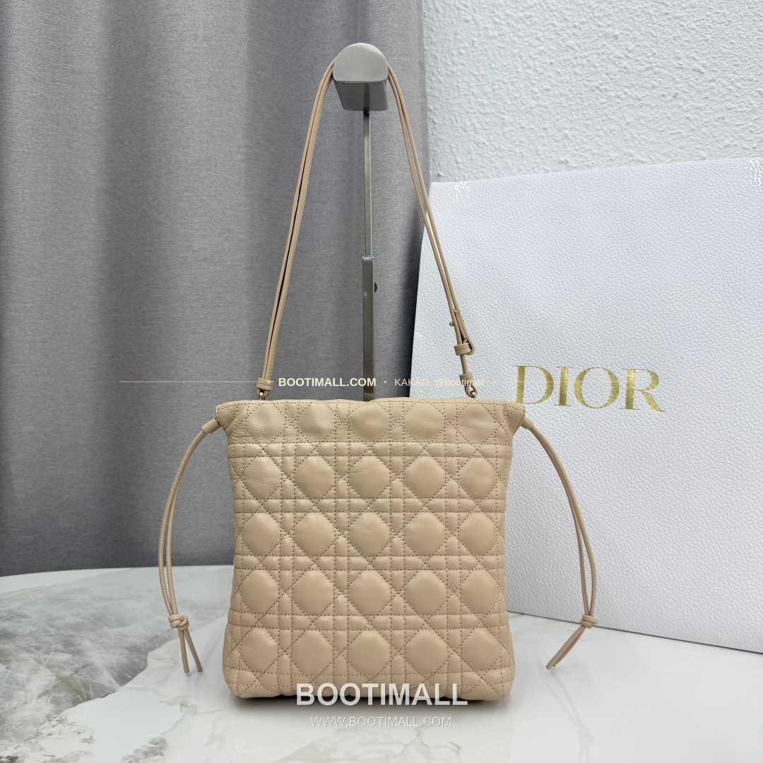 디올 아디오러블 램스킨 카나쥬 보우 핑크 버킷백 Dior Adiorable Lambskin Cannage Bow Pink Bucket Bag S2611 22cm 3